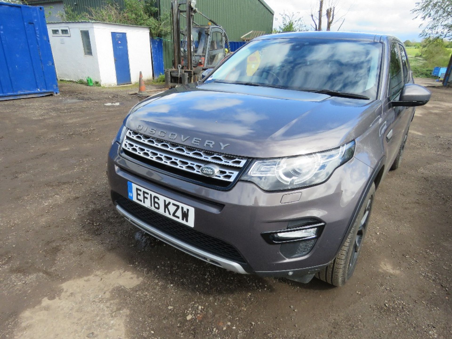 LANDROVER DISCOVERY SPORT 7 SEAT CAR REG:EF16 KZW. MOT UNTIL 8TH AUGUST 2024. WITH V5. AUTOMATIC, 2 - Image 4 of 23