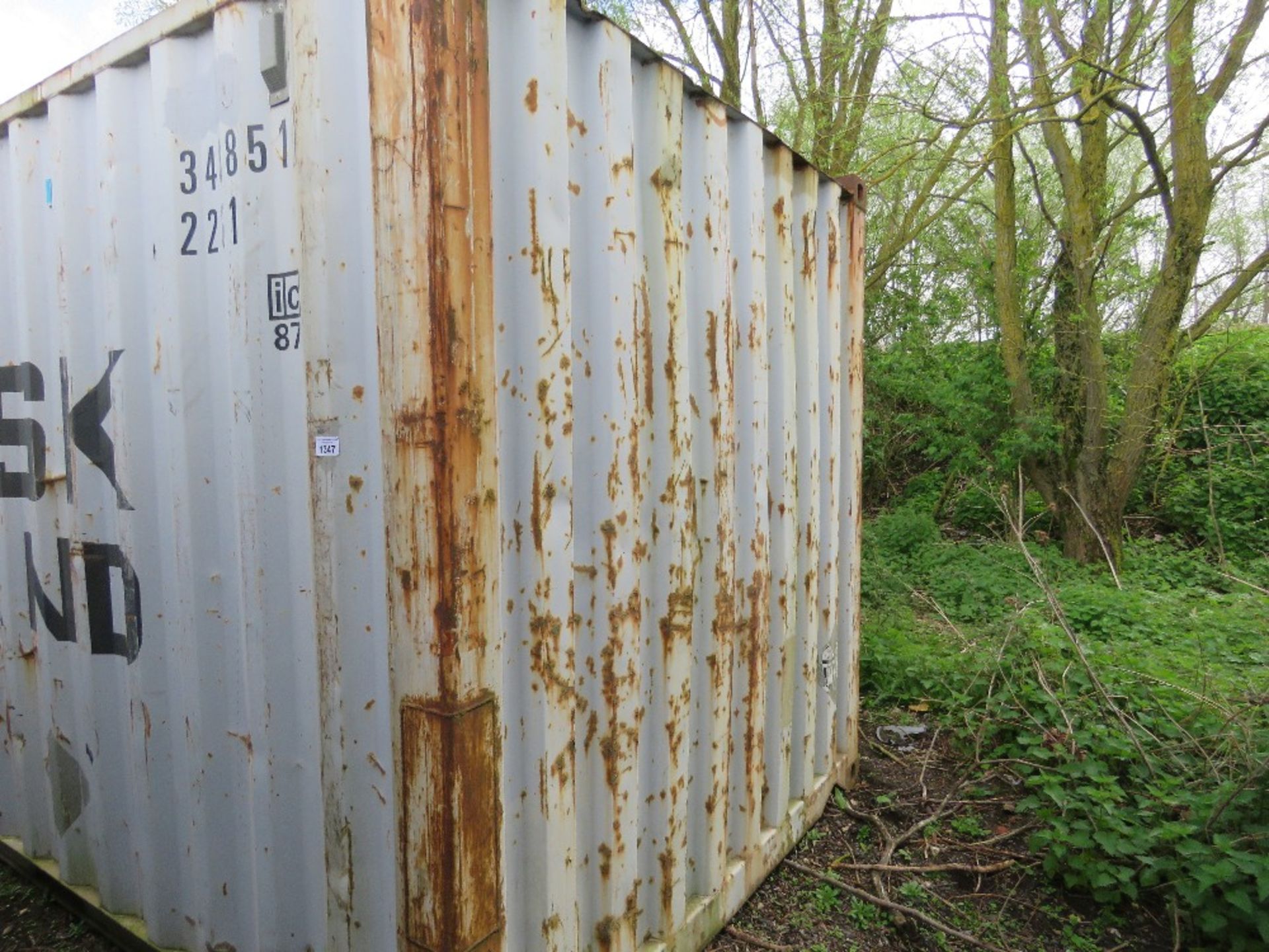 SECURE STORAGE 20FT SHIPPING CONTAINER . WITH FORK POCKETS. SOURCED FROM SITE CLEARANCE. ....THIS LO - Image 4 of 6