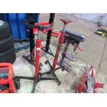 2 X HYDRAULIC FOOT OPERATED TRANSMISSION JACKS. SOURCED FROM GARAGE COMPANY LIQUIDATION.