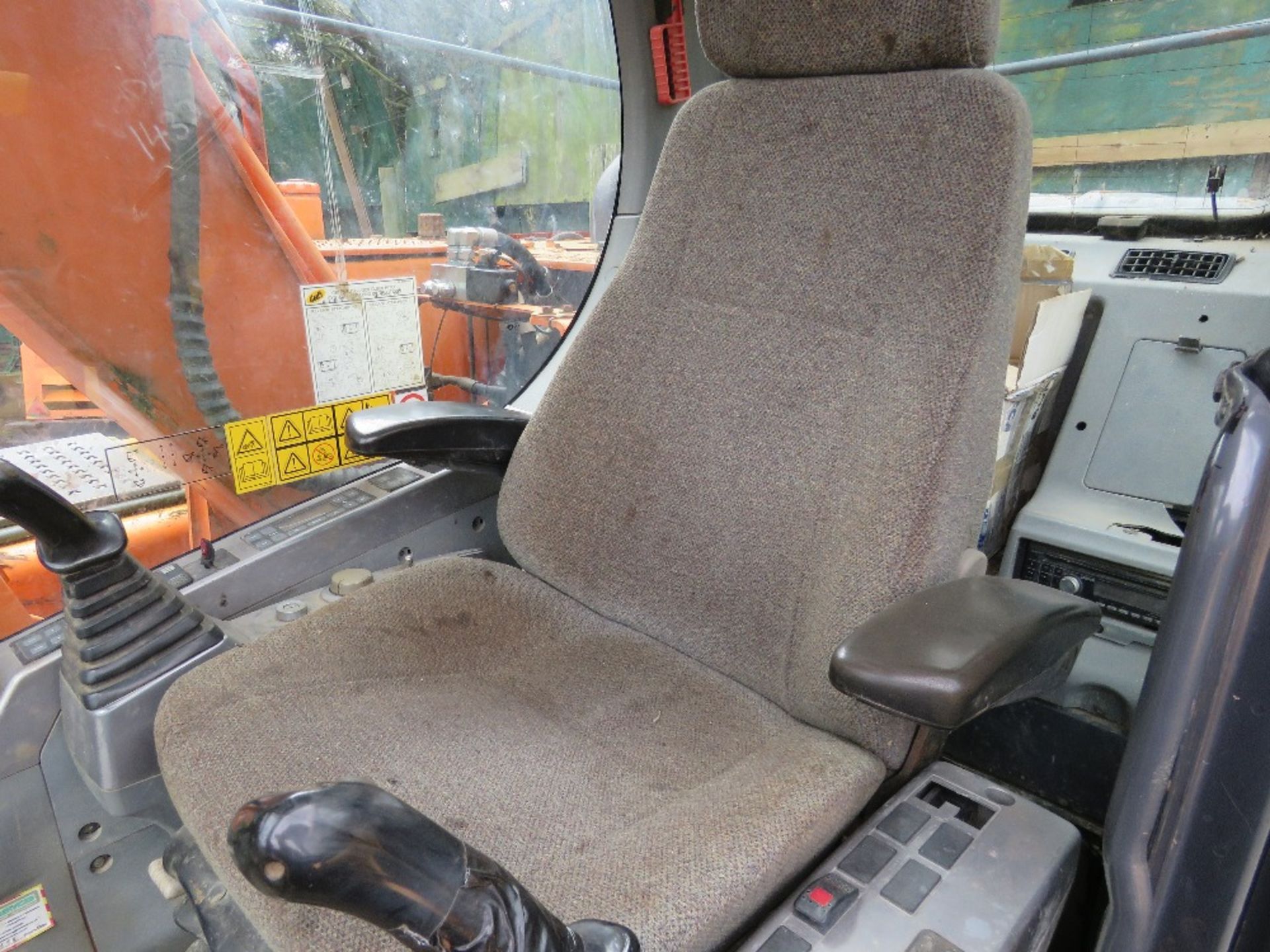 DOOSAN DX140LC STEEL TRACKED 14 TONNE EXCAVATOR, YEAR 2009 BUILD. 11,593 REC HOURS. 3NO BUCKETS. SN: - Image 12 of 20