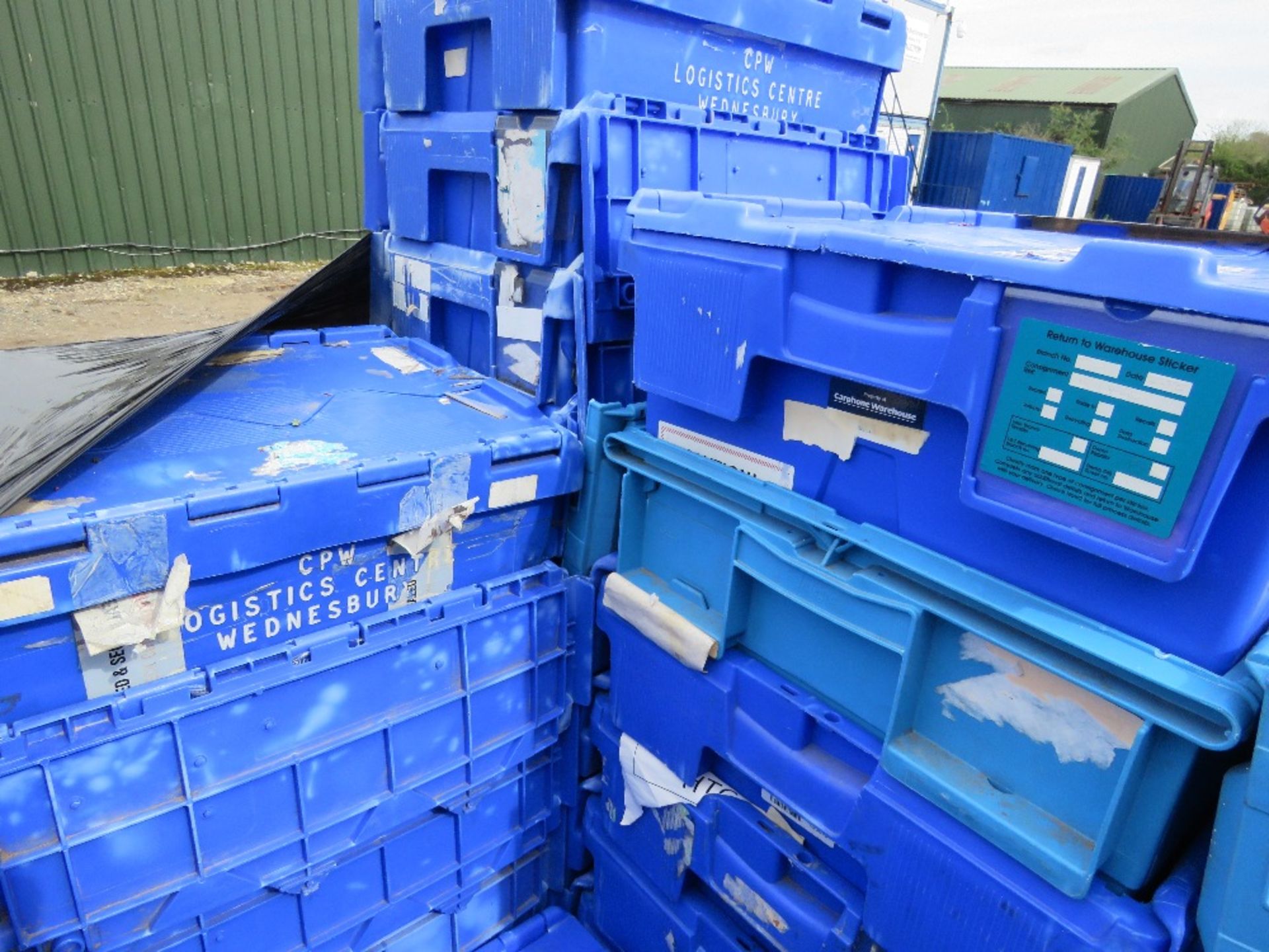 PALLET OF HEAVY DUTY BLUE STORAGE CRATES.....THIS LOT IS SOLD UNDER THE AUCTIONEERS MARGIN SCHEME, T - Image 4 of 7