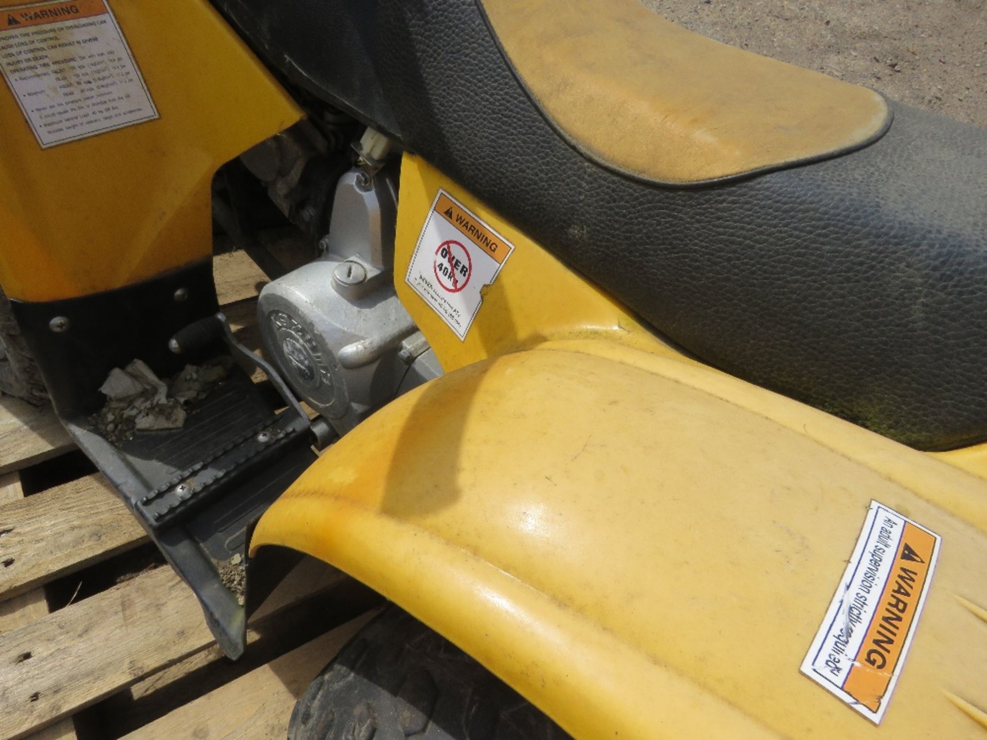 CHILD'S PETROL ENGINED QUAD BIKE, CONDITION UNKNOWN. - Image 3 of 3