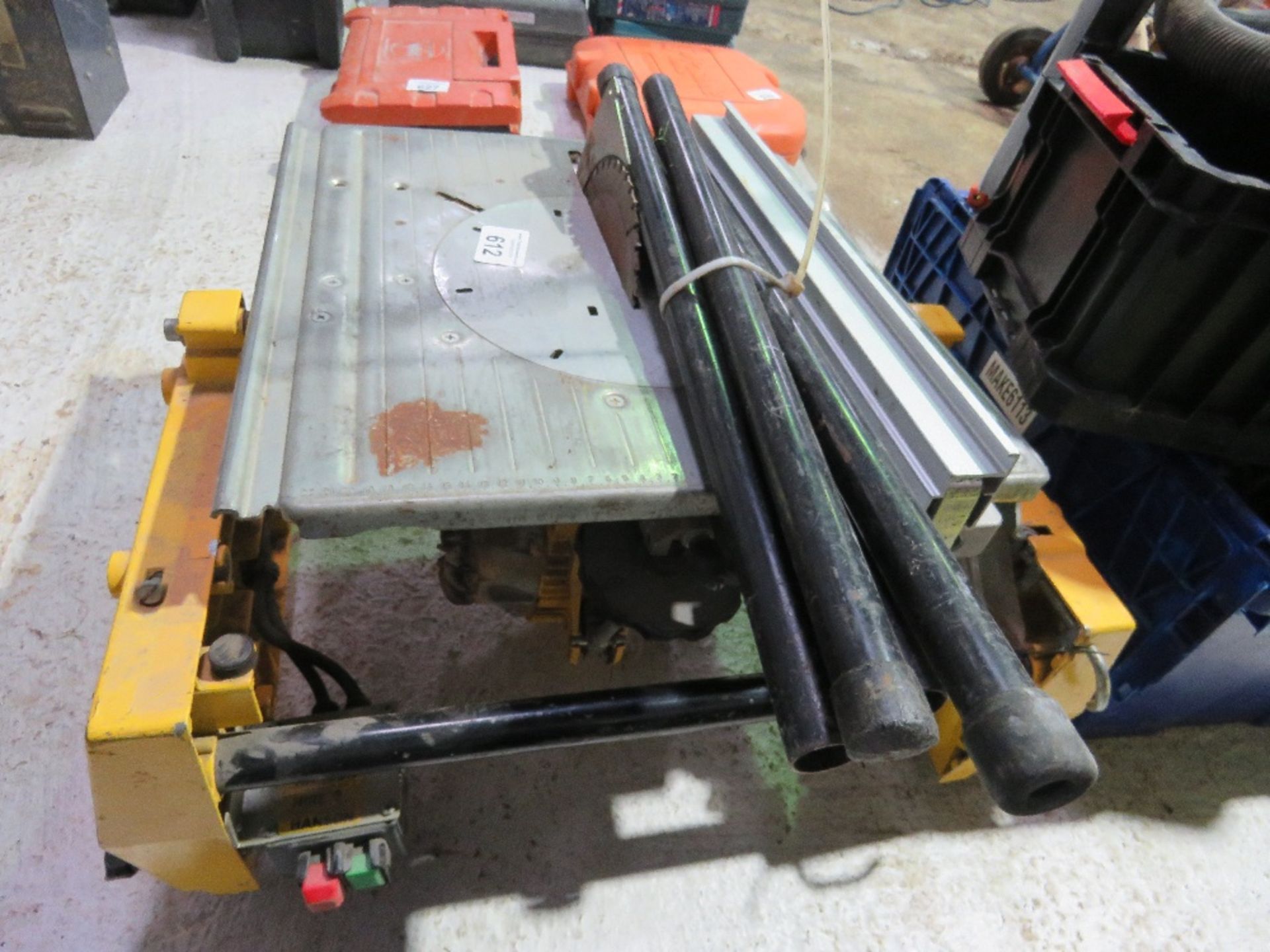 DEWALT 110VOLT SAW TABLE WITH LEGS.....THIS LOT IS SOLD UNDER THE AUCTIONEERS MARGIN SCHEME, THEREFO - Image 3 of 3