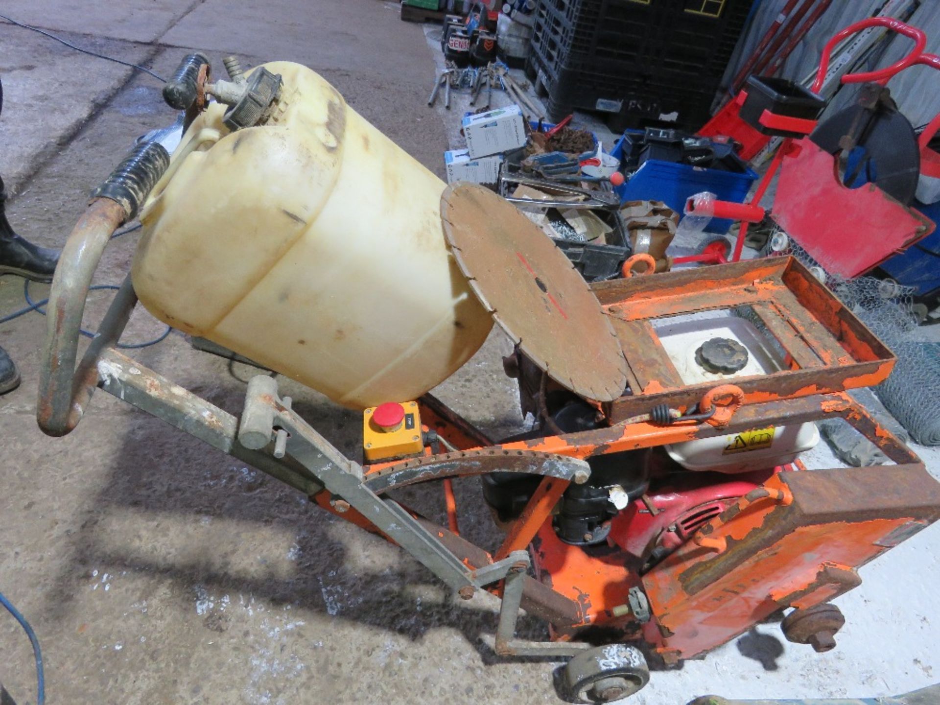 REDBAND FLOOR SAW WITH BLADE AND WATER TANK....SOURCED FROM DEPOT CLOSURE. - Image 3 of 4