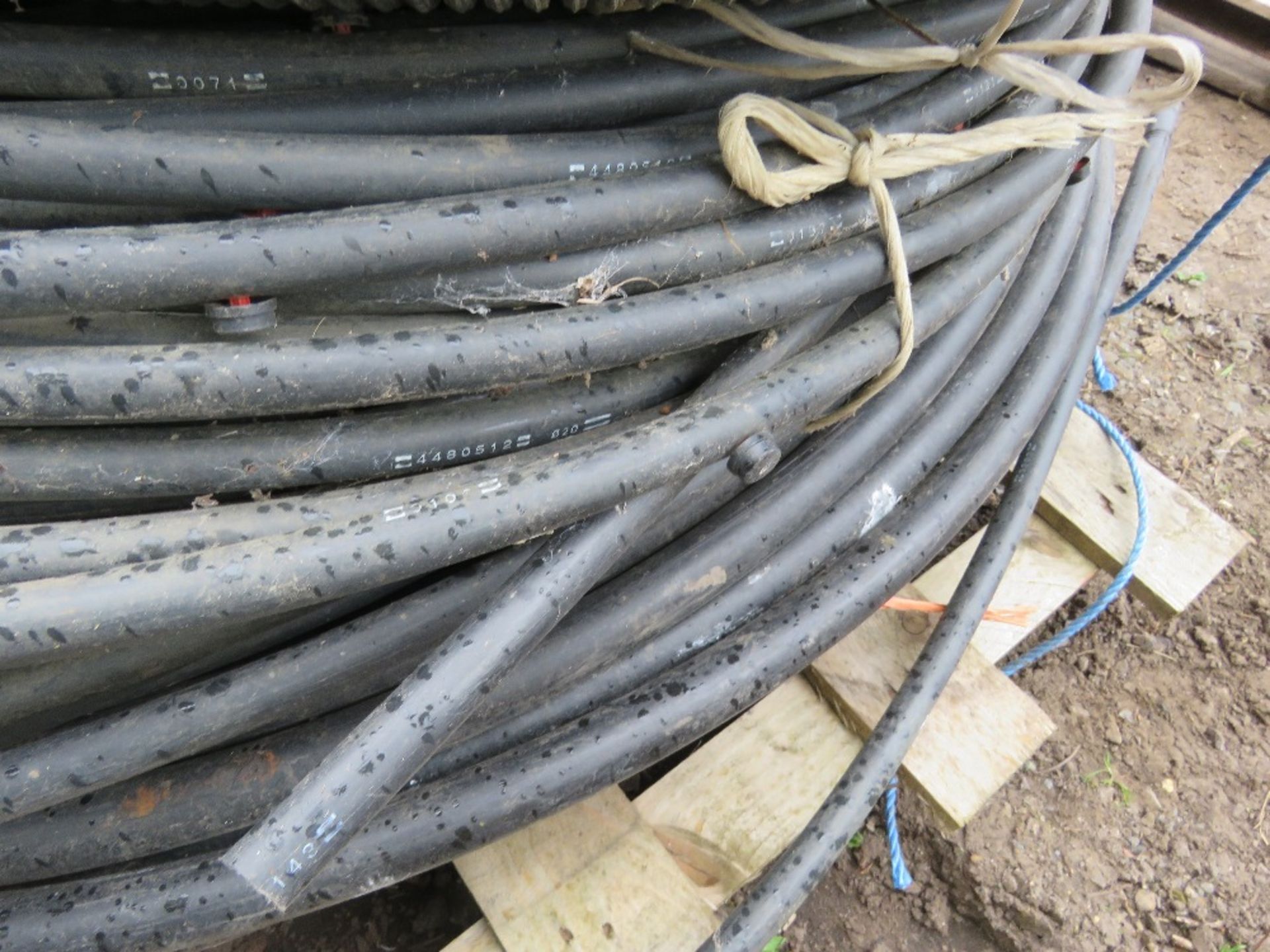 ASSORTED IRRIGATION AND DRAINAGE PIPES.....THIS LOT IS SOLD UNDER THE AUCTIONEERS MARGIN SCHEME, THE - Image 3 of 6