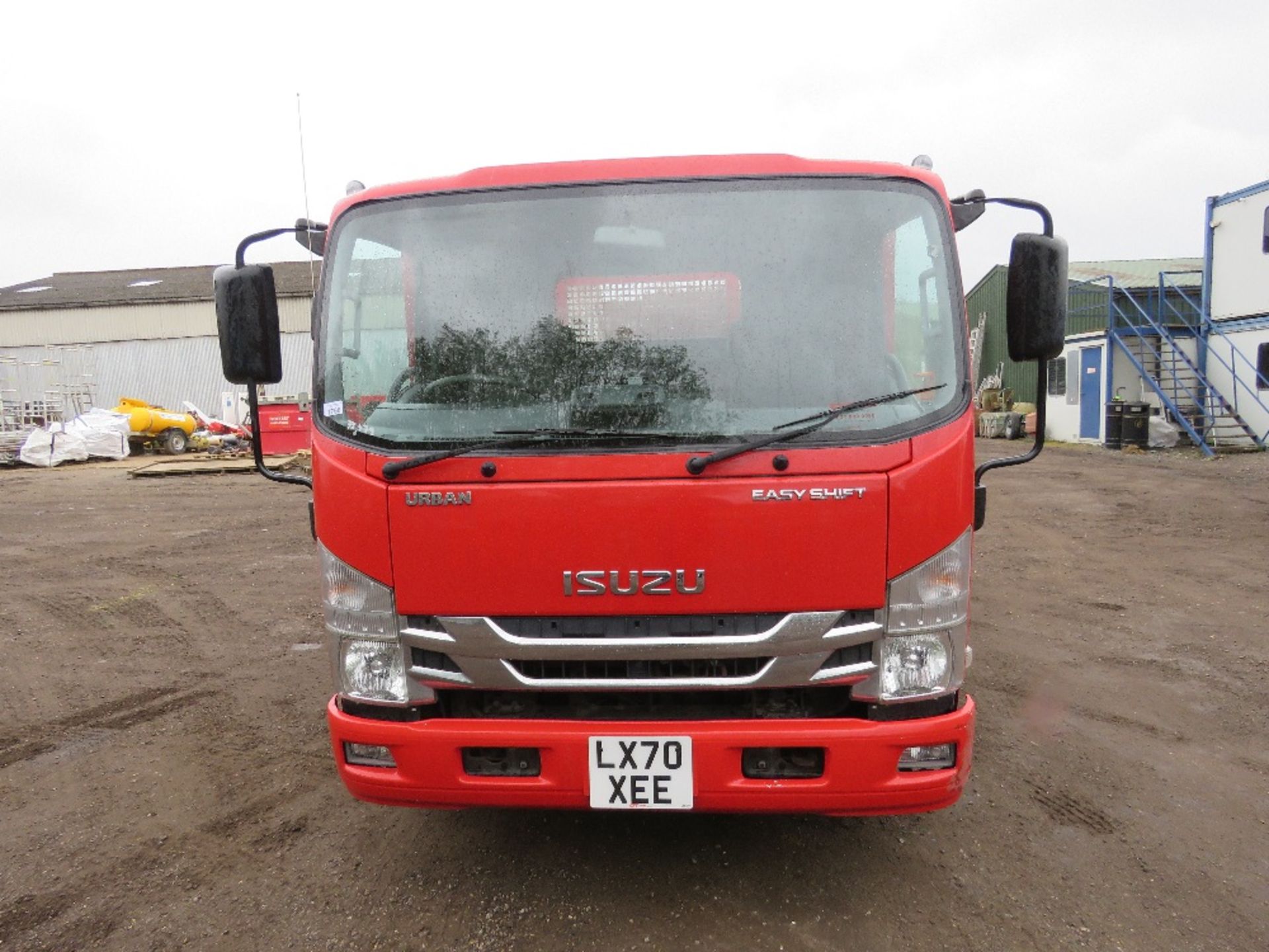 ISUZU N75.150 TIPPER LORRY REG:LX70 XEE. WITH V5, ONE RECORDED KEEPER, D.O.R:01/09/20. SOURCED FROM - Image 2 of 19