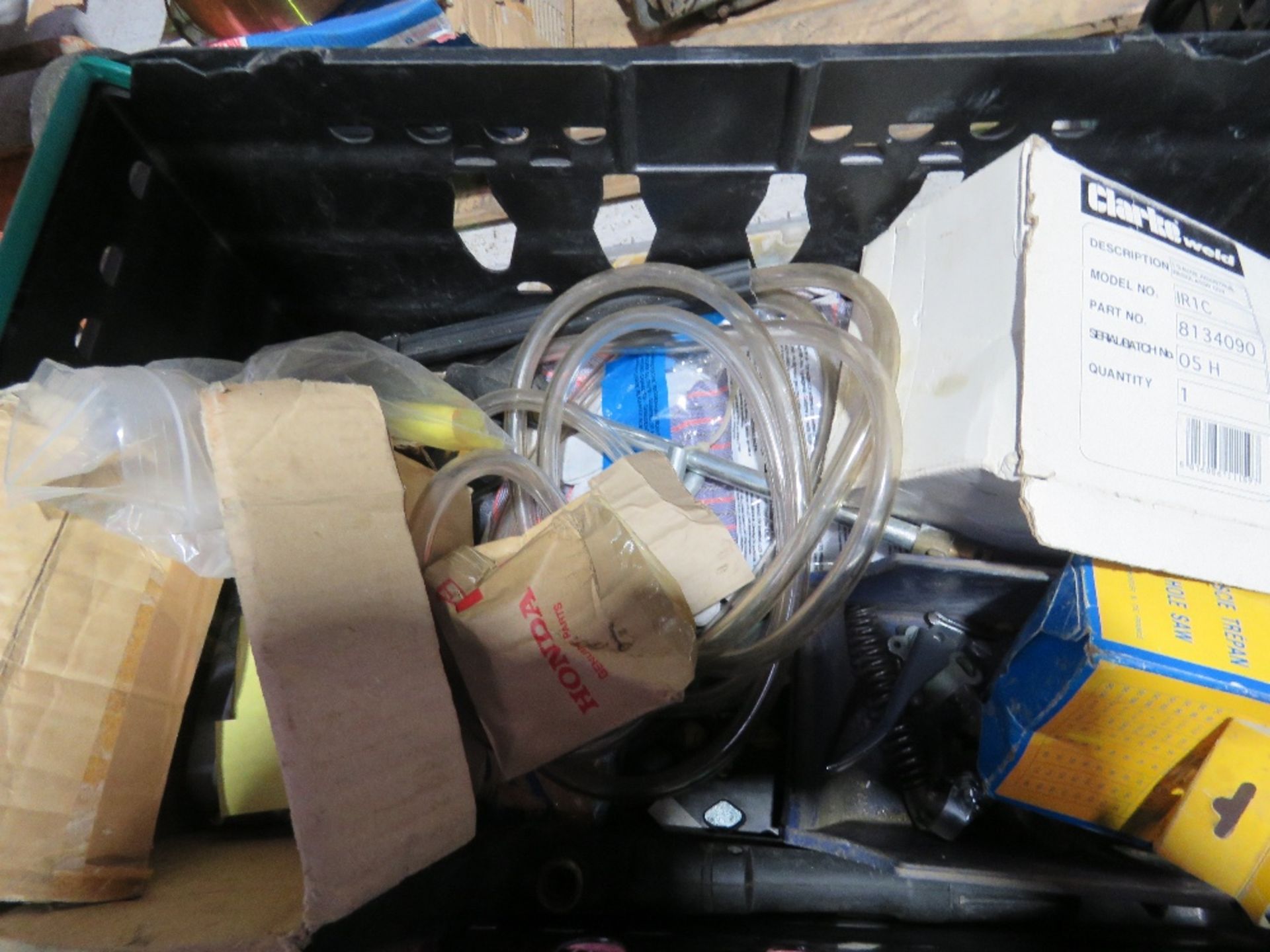 QUANTITY OF FIXINGS, TOOLS ETC, 5NO BOXES.....THIS LOT IS SOLD UNDER THE AUCTIONEERS MARGIN SCHEME, - Image 4 of 11