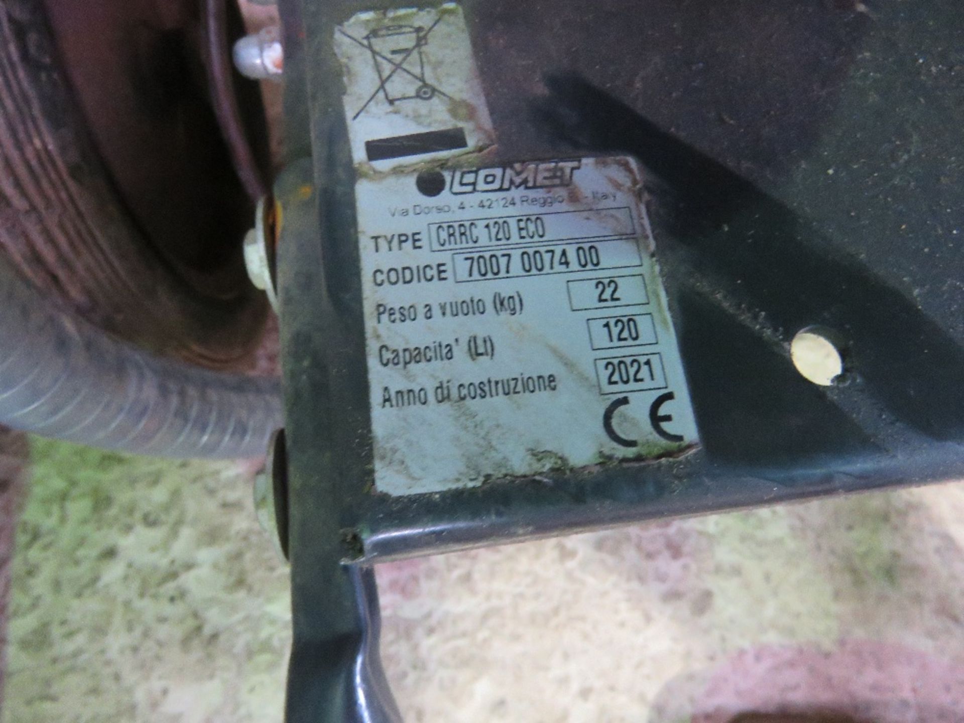 HILTA HONDA ENGINED PRESSURE WASHER BOWSER BARROW WITH EXTRA LONG LANCE. - Image 6 of 9