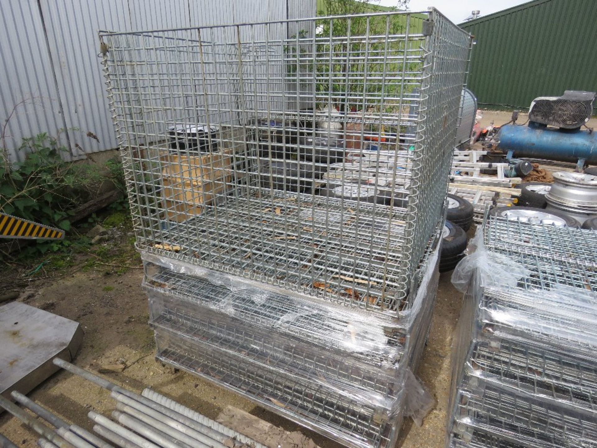 4NO FOLDING MESH SIDED METAL STILLAGES, 1CUBIC METRE CAPACITY. - Image 3 of 3