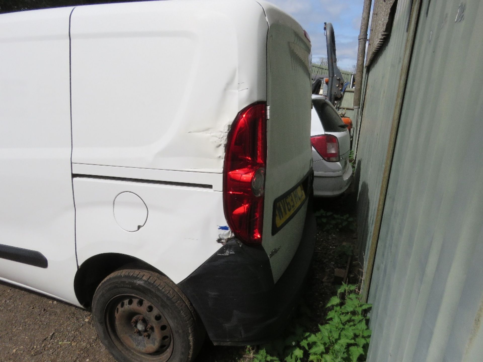 FIAT DOBLO PANEL VAN REG: WV63 HCJ. 84343 REC MILES. WHEN TESTED WAS SEEN TO DRIVE, STEER AND BRAKE. - Bild 5 aus 12