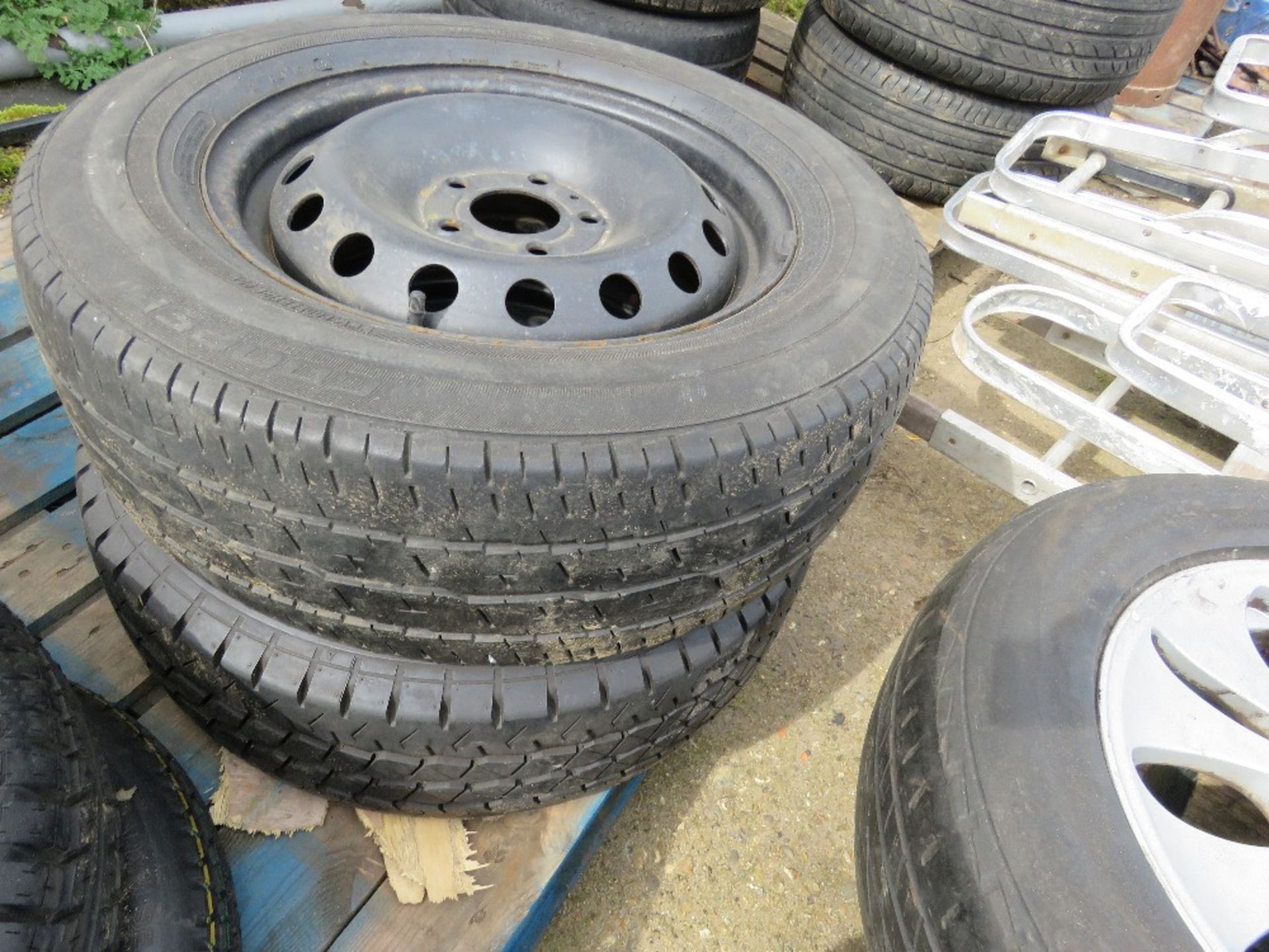 QUANTITY OF STEEL CAR RIMS AND WHEELS AS SHOWN. - Image 3 of 10
