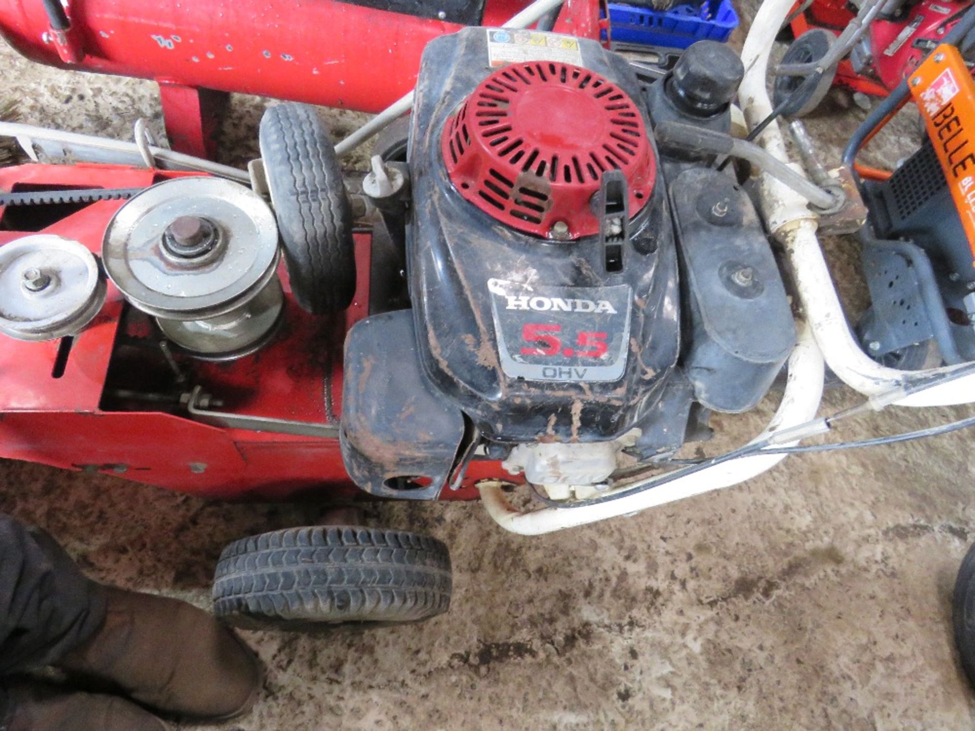 HONDA POWERED YARD/STABLE BRUSH (WHEEL REQUIRES LOCKING PIN) - Image 5 of 7