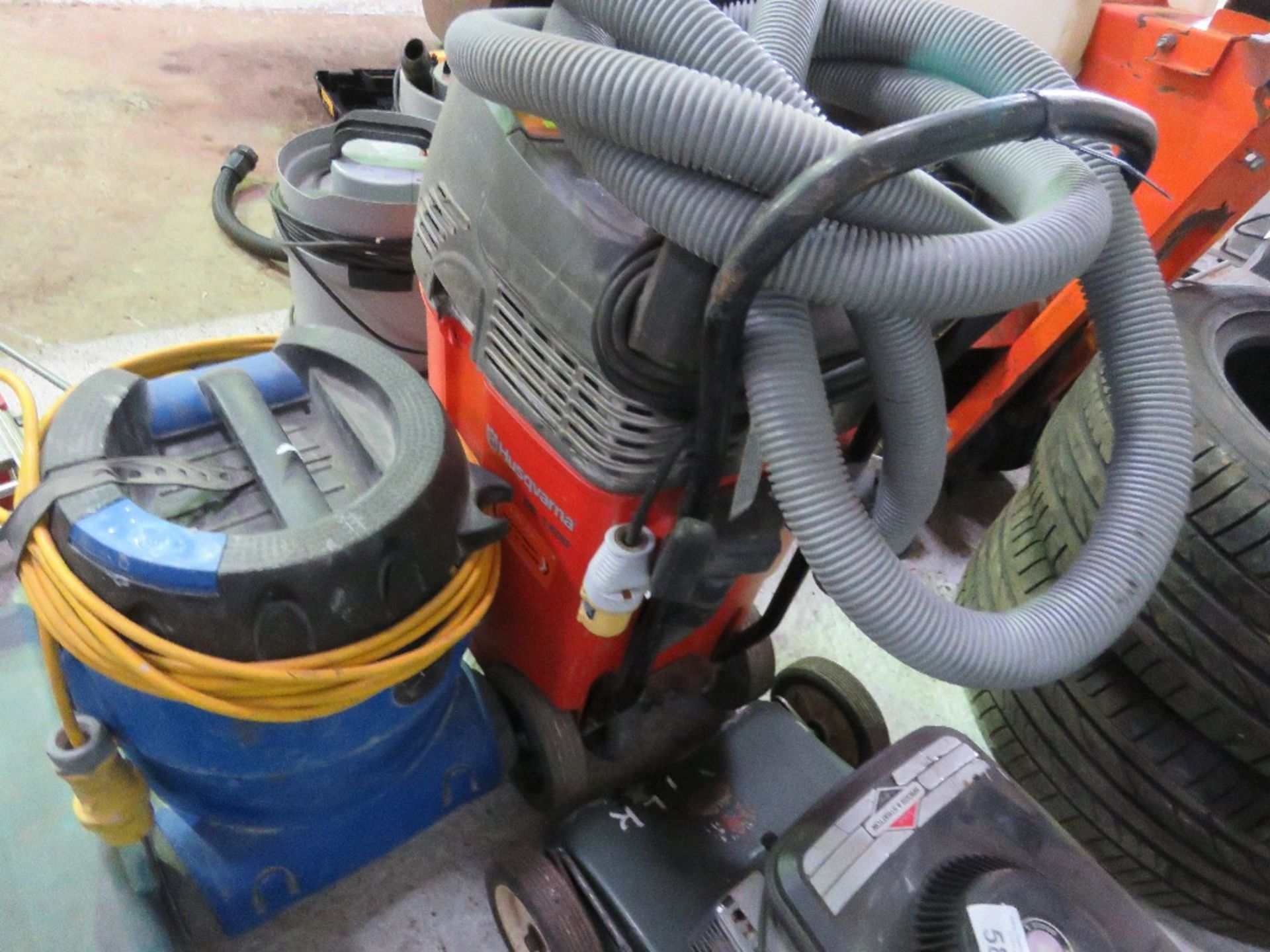 2 X 110VOLT POWERED VACUUM CLEANERS. - Image 3 of 3