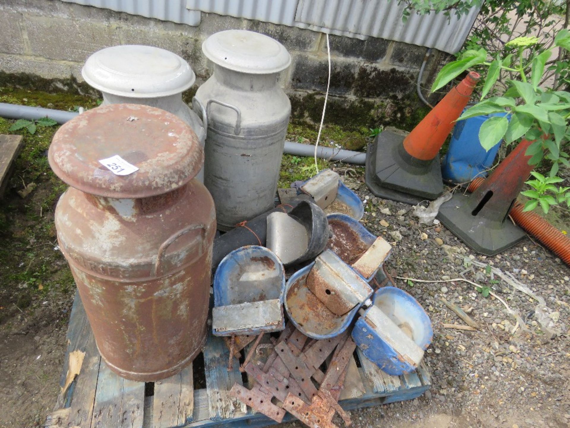 3 X MILK CHURNS, DRINKERS AND OLD HINGES......THIS LOT IS SOLD UNDER THE AUCTIONEERS MARGIN SCHEME,