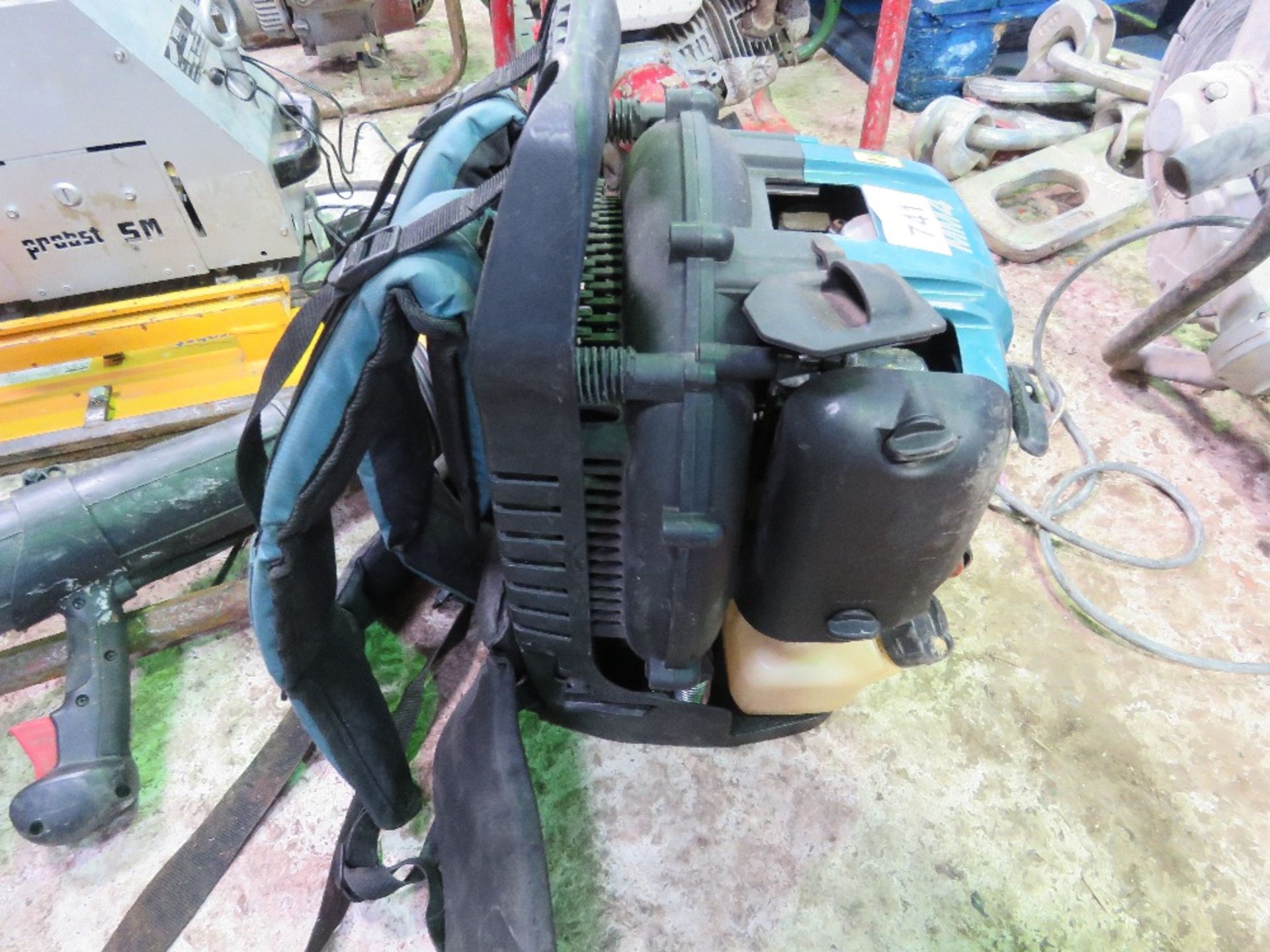 MAKITA BACKPACK BLOWER. - Bild 2 aus 6