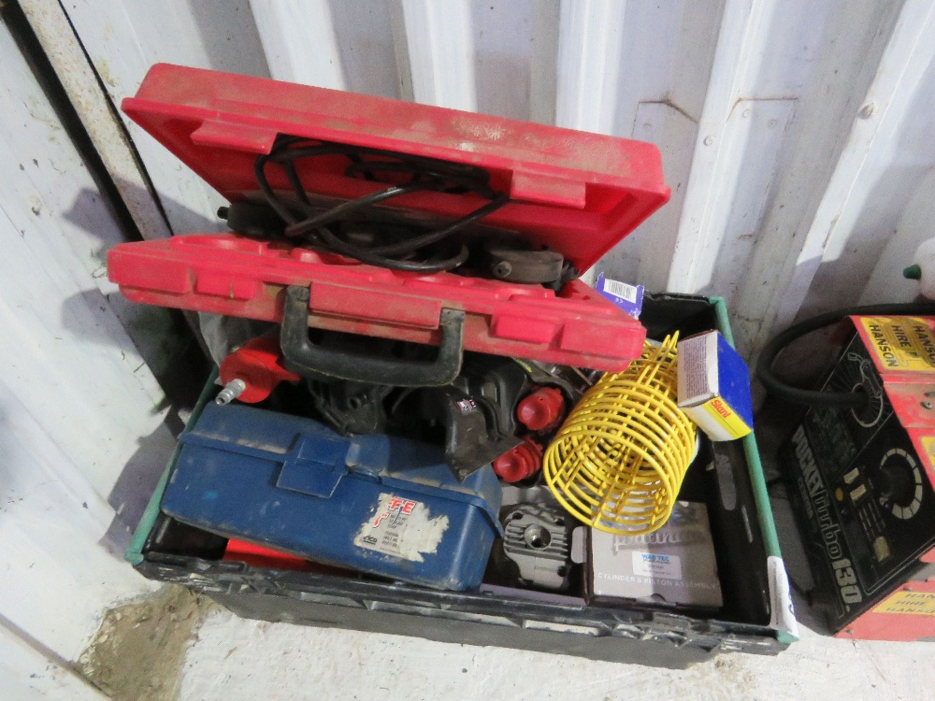 BOX OF TOOLS AND SUNDRIES.....THIS LOT IS SOLD UNDER THE AUCTIONEERS MARGIN SCHEME, THEREFORE NO VAT