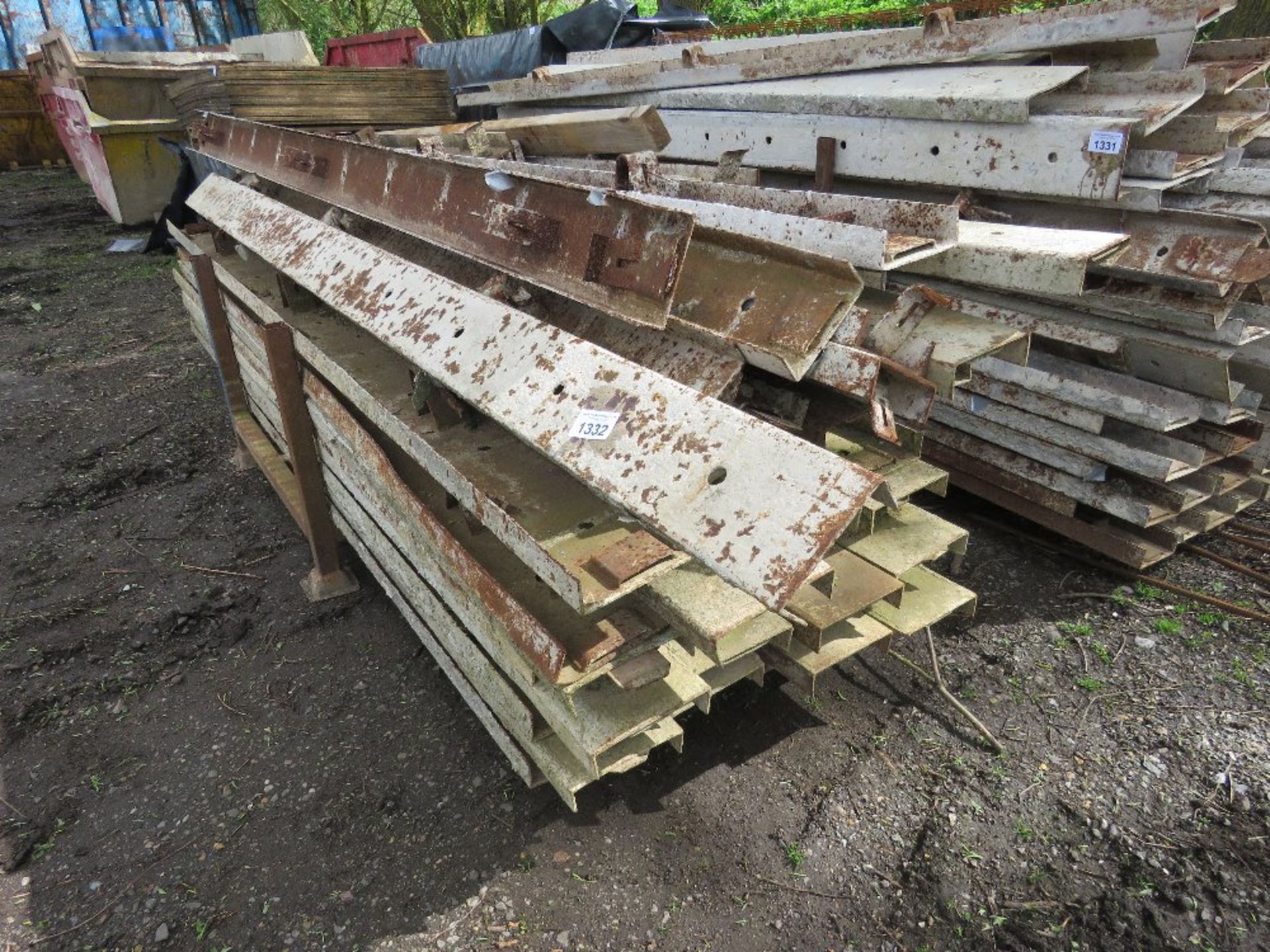 STILLAGE CONTAINING MAINLY 6" CONCRETE ROAD FORMS. SOURCED FROM COMPANY LIQUIDATION.