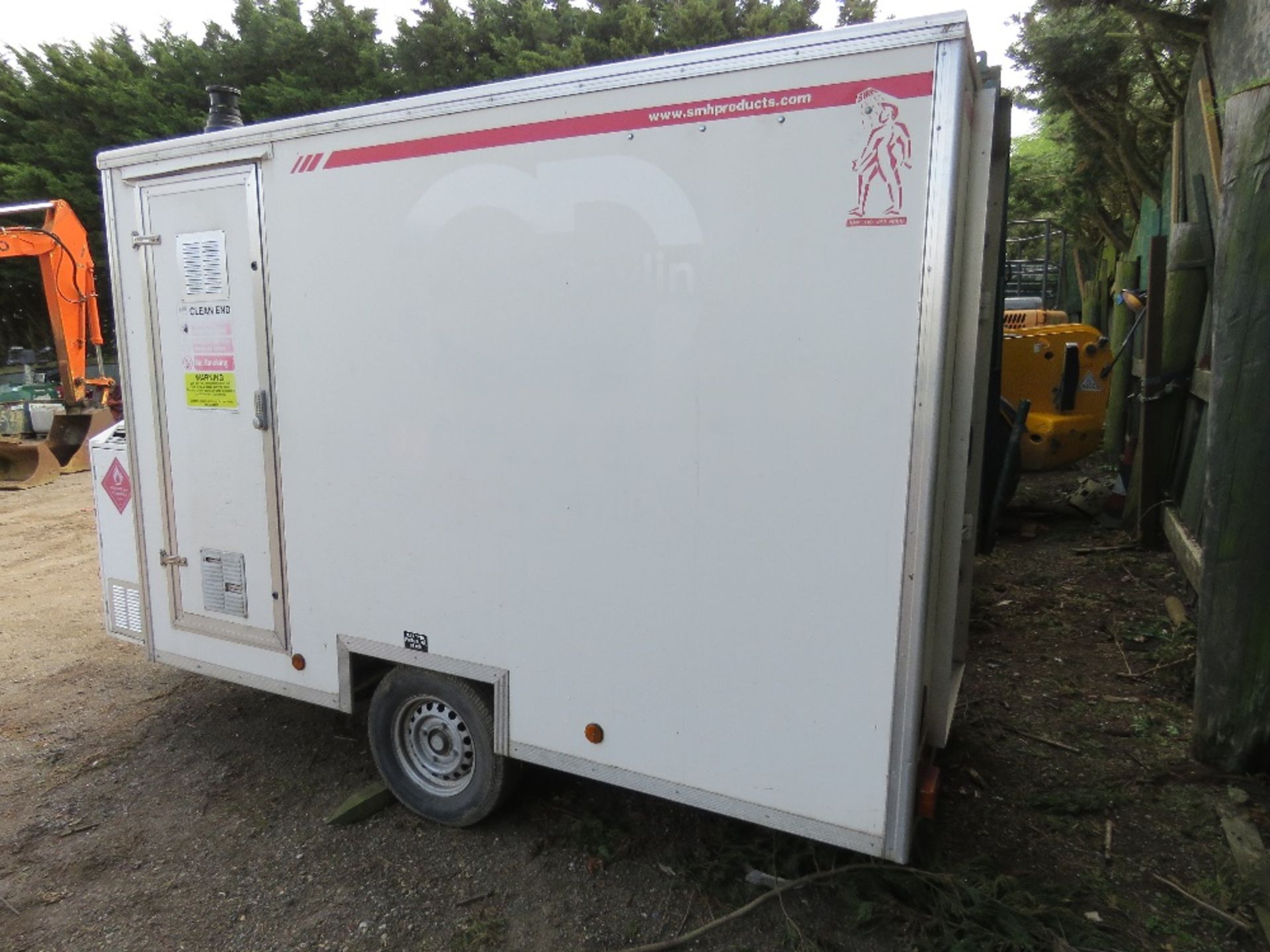 SMH DECONTAMINATION TRAILER, SINGLE AXLED. 10FT BODY SIZE APPROX. WITH HONDA GAS/PETROL GENERATOR & - Bild 7 aus 20