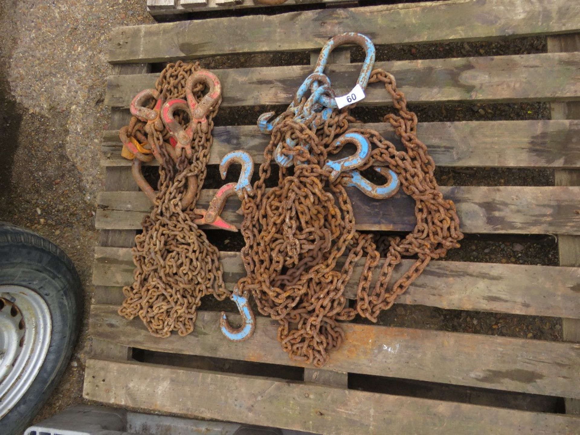 2 X SETS OF LIFTING CHAINS..........THIS LOT IS SOLD UNDER THE AUCTIONEERS MARGIN SCHEME, THEREFORE