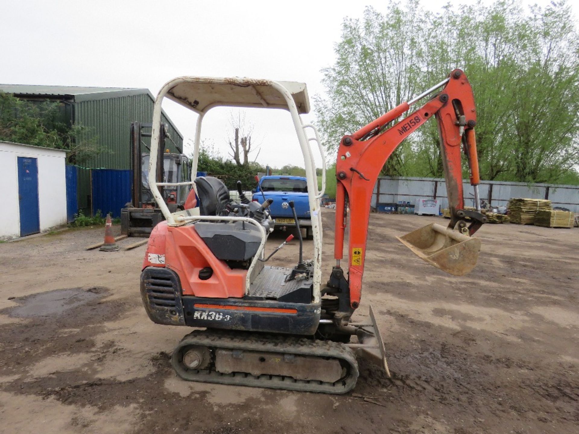 KUBOTA KX36-3 MINI EXCAVATOR YEAR 2011. SN:79136. 3975 REC HOURS. WITH ONE BUCKET AS FITTED. DIRECT - Image 2 of 13