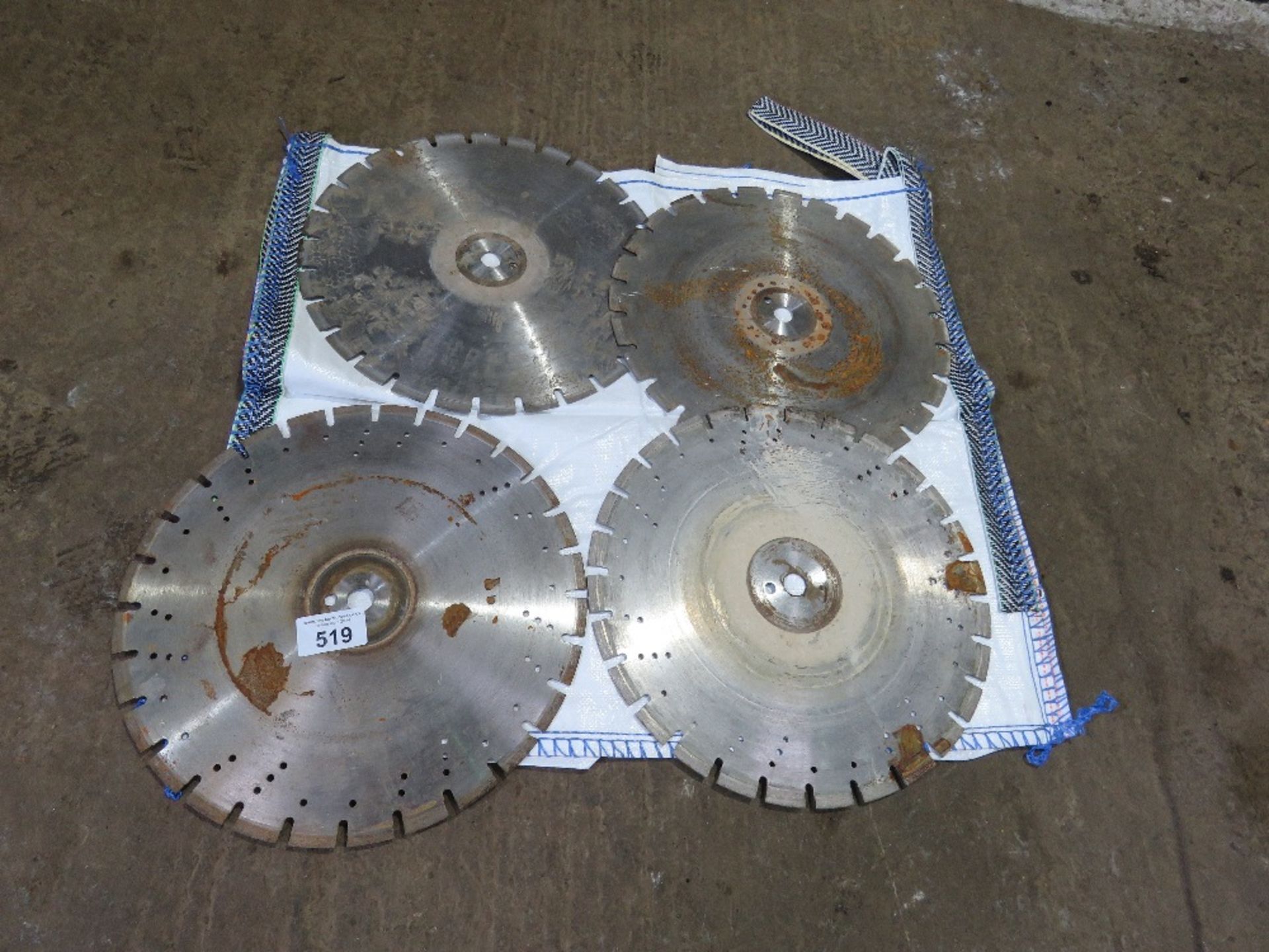 4NO DIAMAND BLADES FOR ROAD SAW, 450MM DIAMETER. SOURCED FROM COMPANY LIQUIDATION. THIS LOT IS S