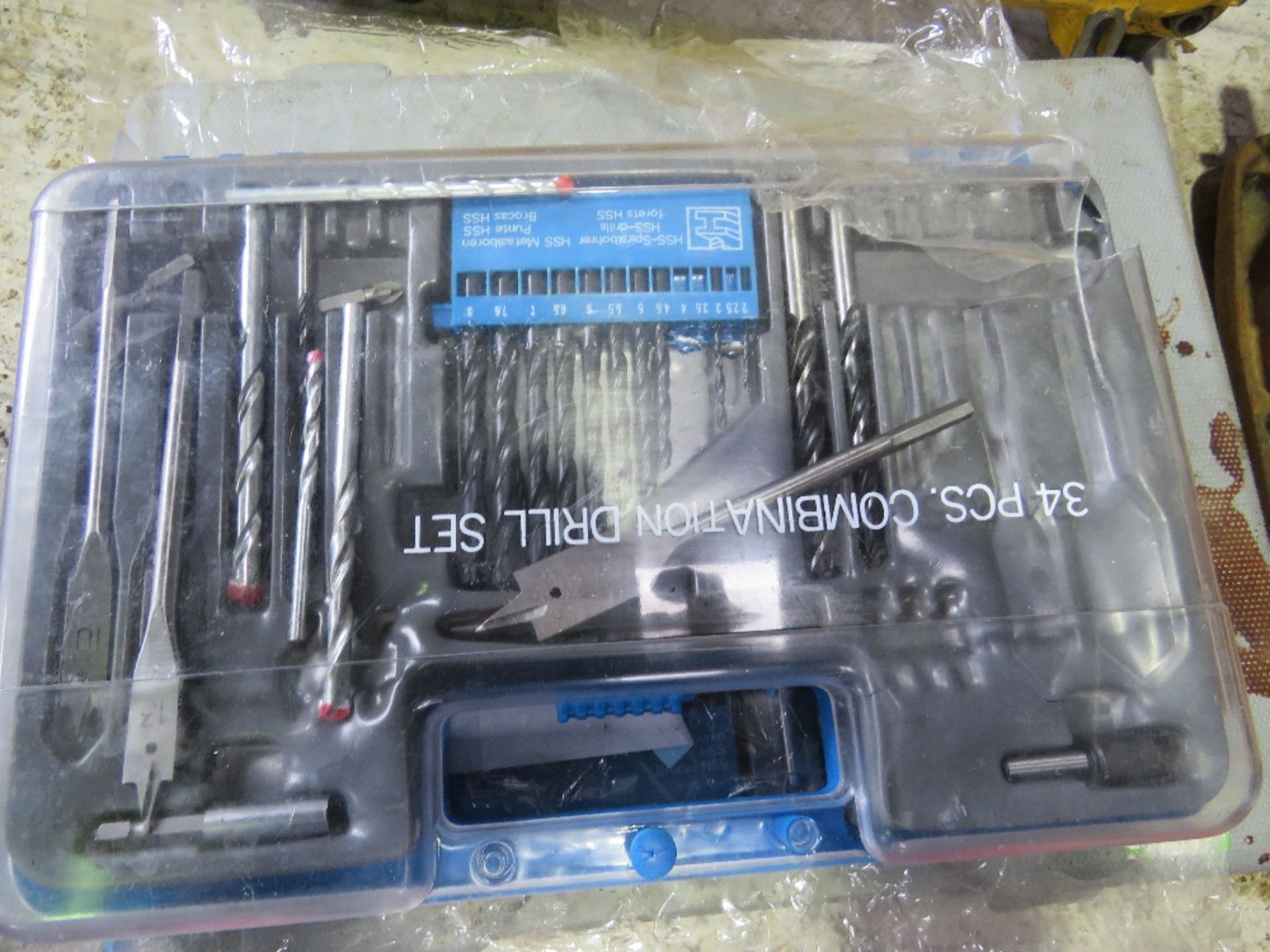 BREAKER DRILL PLUS 5NO DRILL BIT SETS. - Image 5 of 8