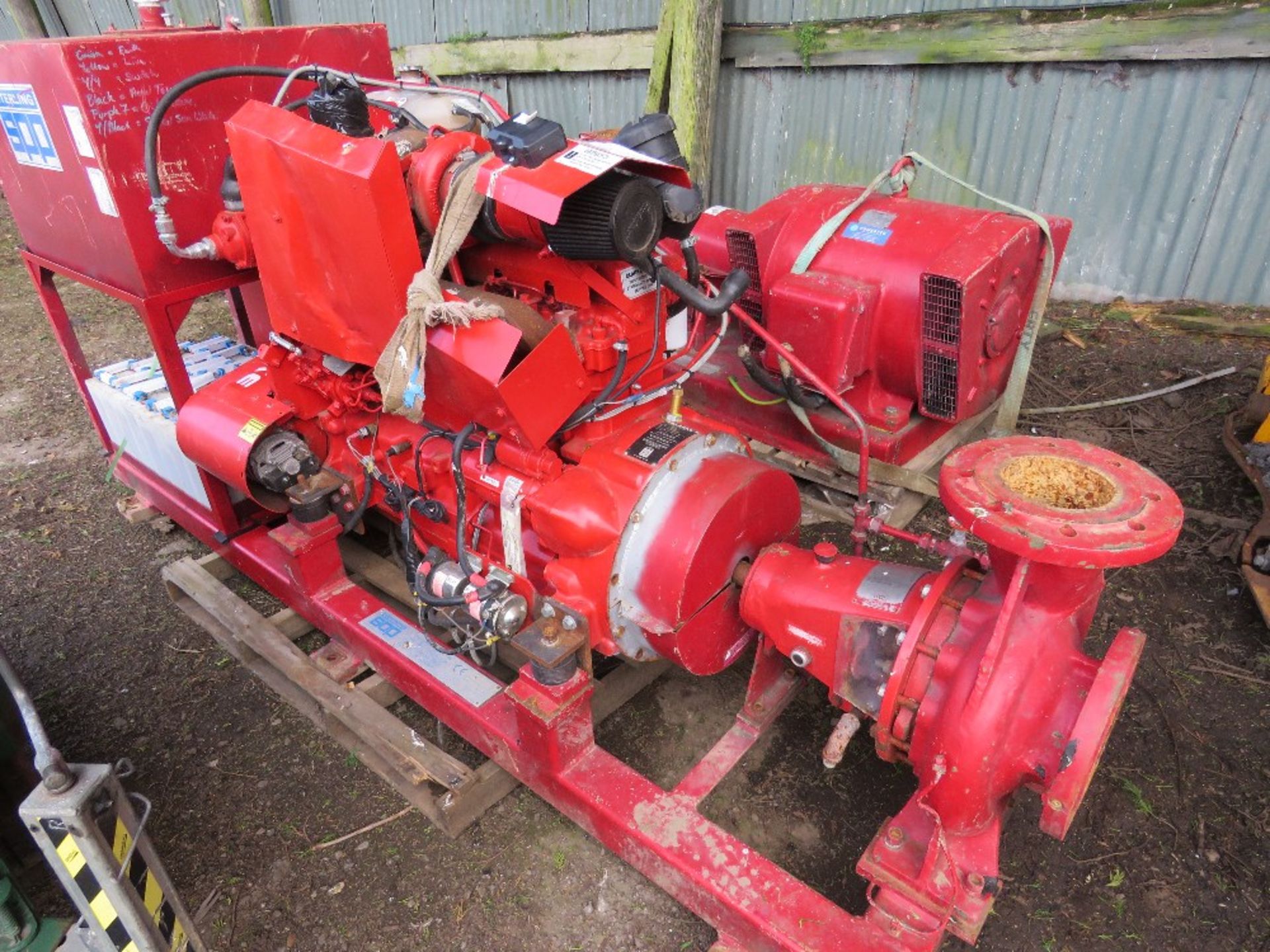 STERLING SPP FIRE PUMP, JOHN DEERE 4 CYLINDER ENGINE POWERED. LOW HOURS/STANDBY ONLY.....THIS LOT IS - Image 8 of 13