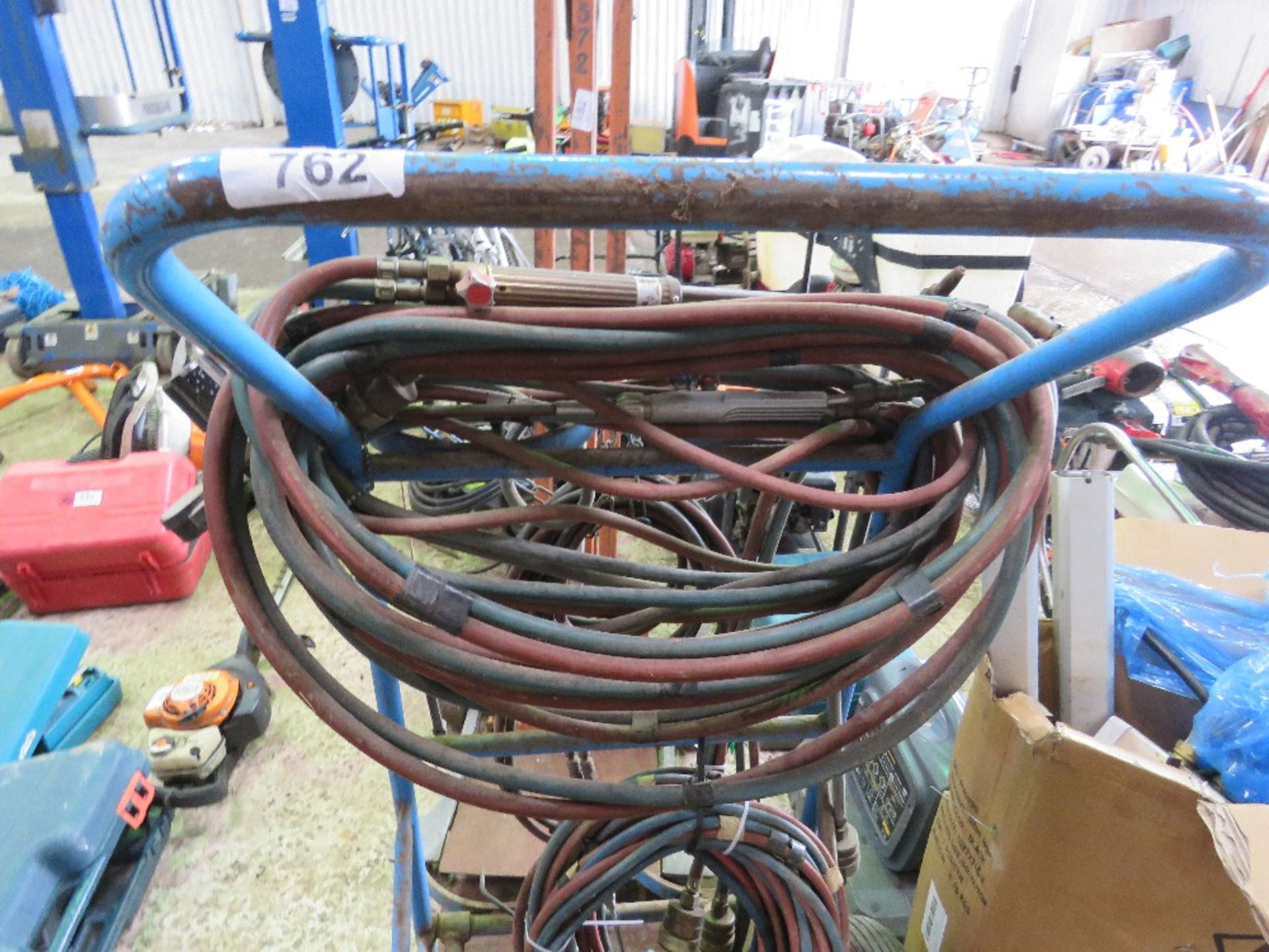 2 X SETS OF OXY-ACETELENE GAS HOSES PLUS A BARROW.....THIS LOT IS SOLD UNDER THE AUCTIONEERS MARGIN - Image 3 of 7