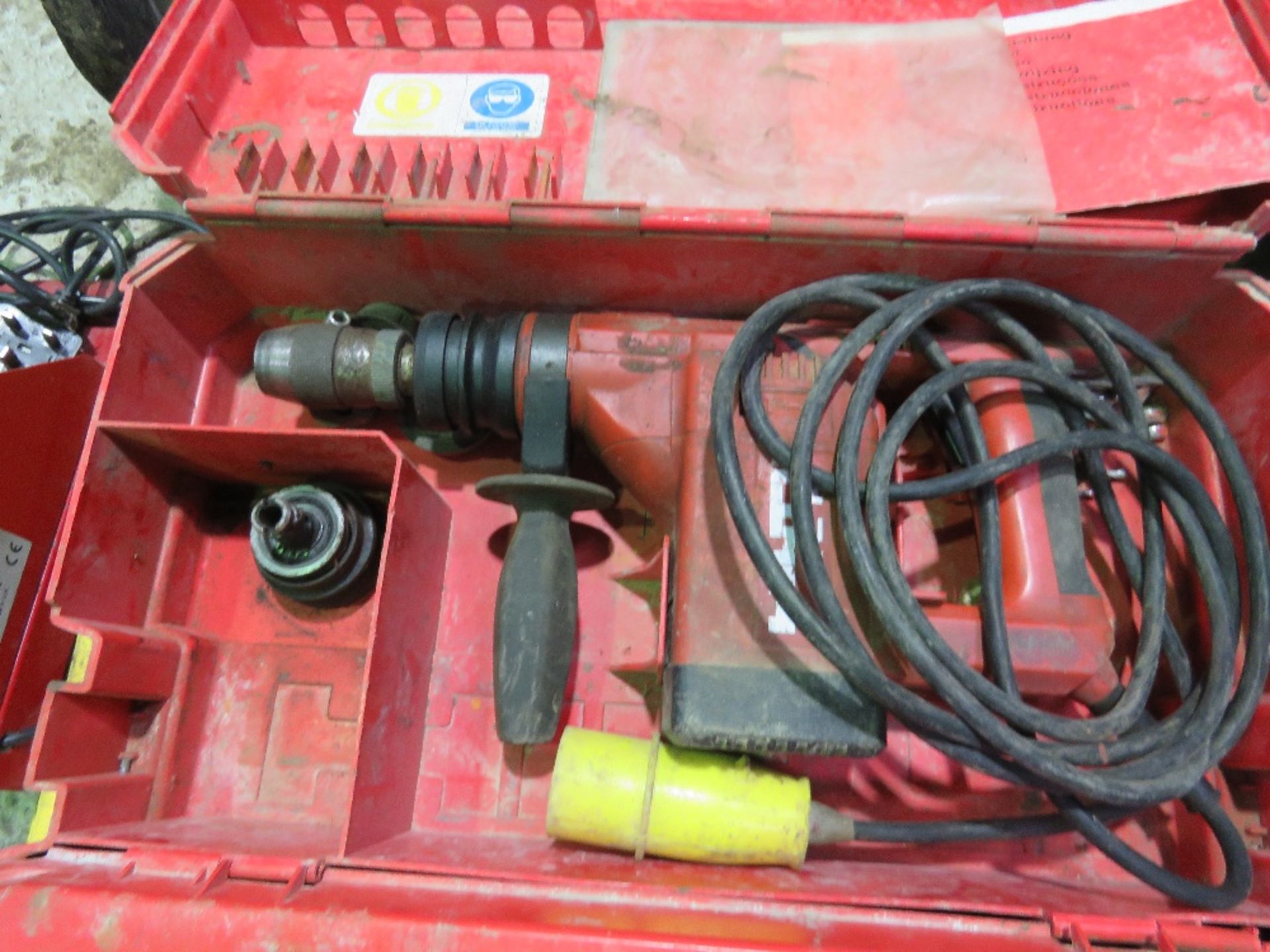 2 X BREAKER DRILLS IN CASES. SOURCED FROM GARAGE COMPANY LIQUIDATION. - Image 2 of 6
