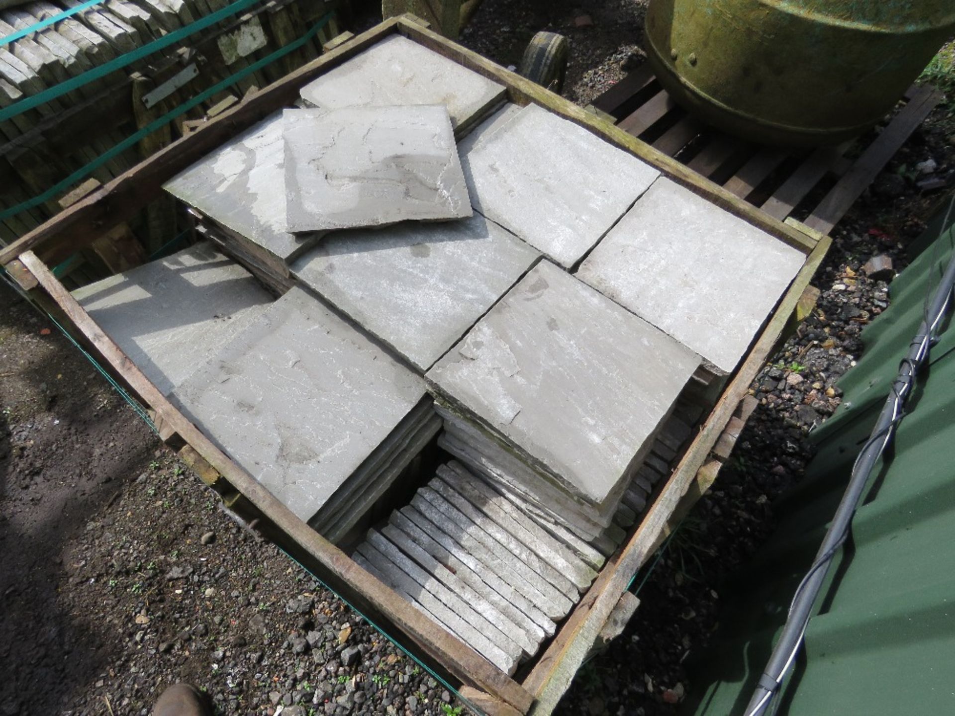 2 X STILLAGES OF 30CM SQUARE GREY SANDSTONE PAVERS. - Image 6 of 7