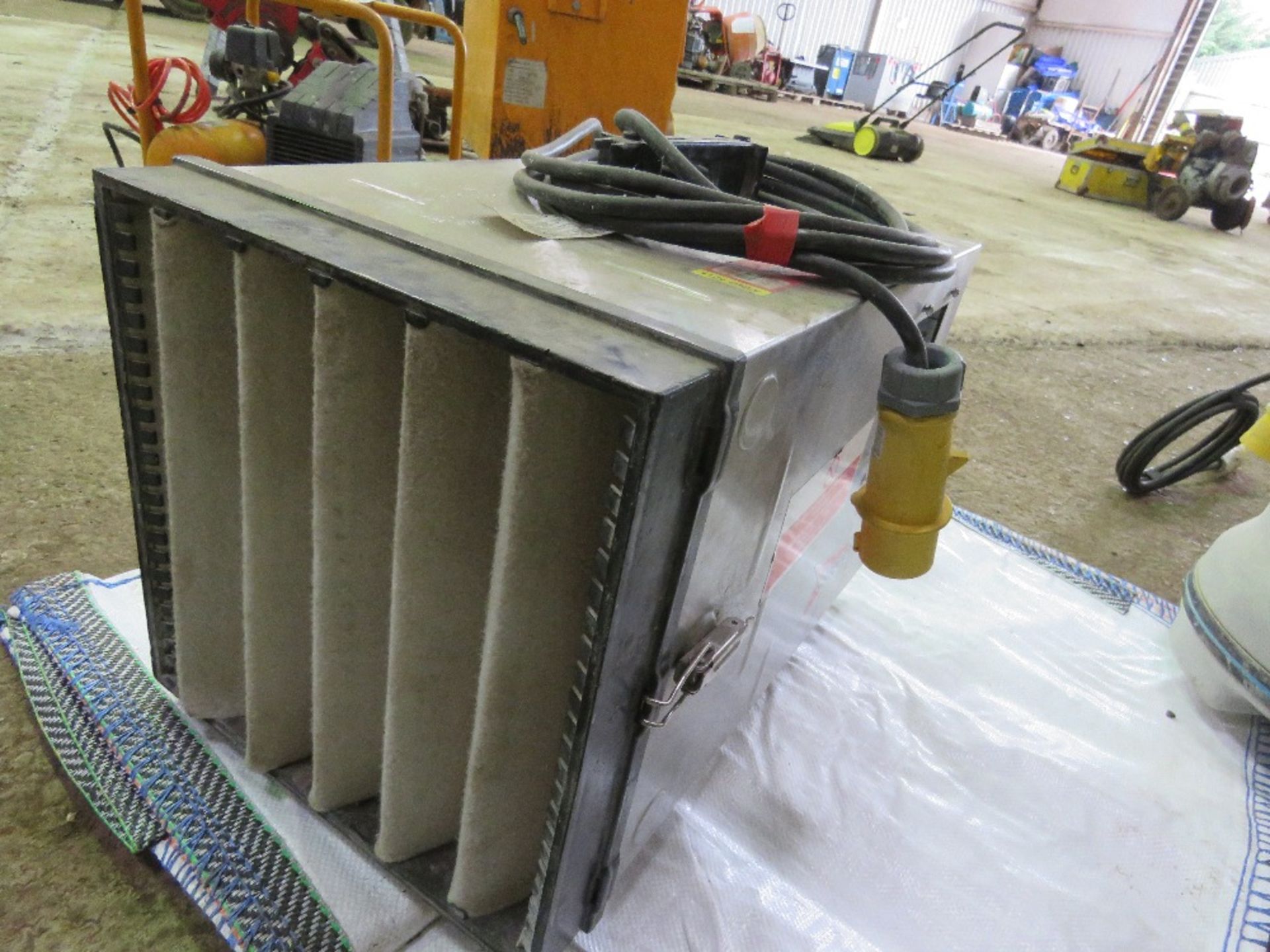 DUST CONTROL 500 AIR CUBE FILTRATION UNIT, 110VOLT. - Bild 3 aus 3