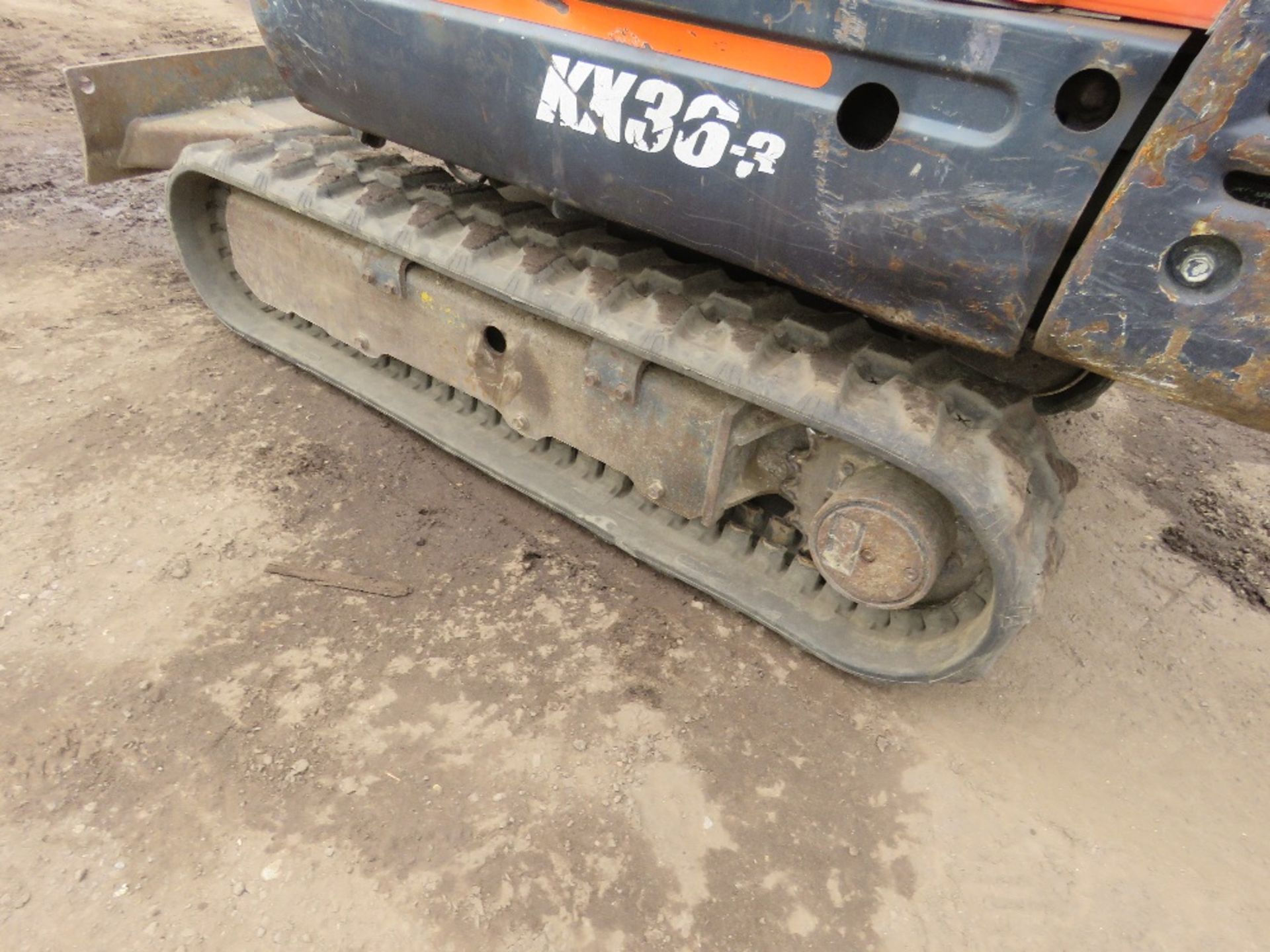 KUBOTA KX36-3 MINI EXCAVATOR YEAR 2011. SN:79136. 3975 REC HOURS. WITH ONE BUCKET AS FITTED. DIRECT - Image 12 of 13