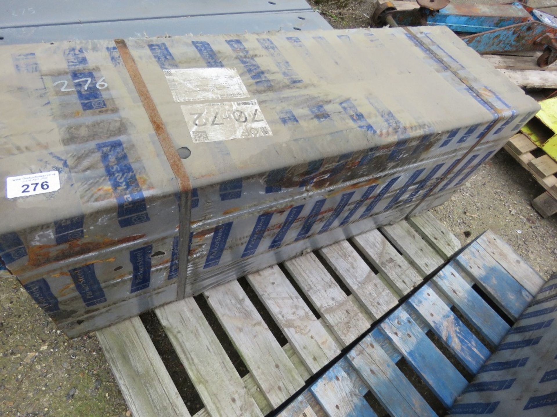 PACK OF 28NO PIECES OF STEEL BOX TUBE, 1.27M LENGTH X 120MM X 60MM X 5.0MM APPROX.....THIS LOT IS SO - Image 2 of 3