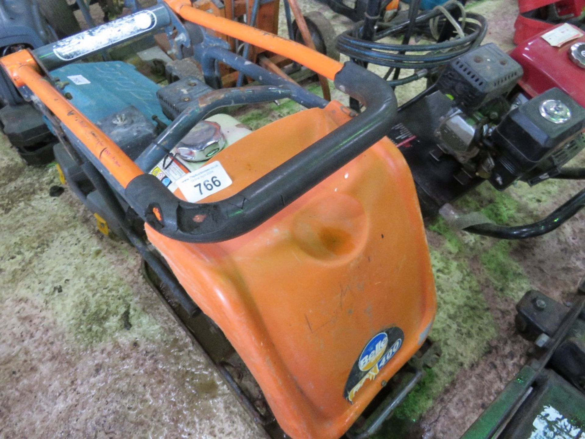 BELLE 400 HEAVY DUTY COMPACTION PLATE.....THIS LOT IS SOLD UNDER THE AUCTIONEERS MARGIN SCHEME, THER - Image 6 of 6