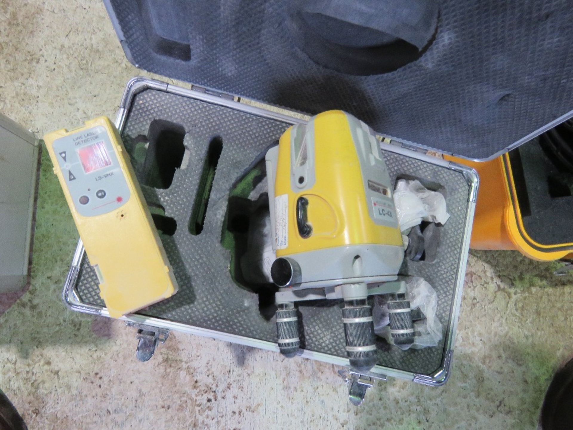 MULTILINE LASER LEVEL IN A CASE. DIRECT FROM LOCAL COMPANY. - Bild 3 aus 5