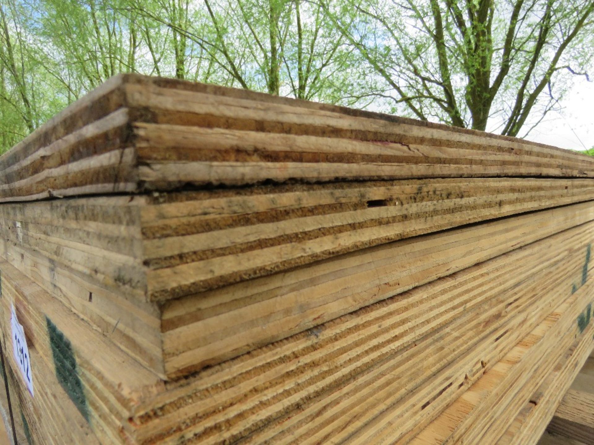 STACK OF APPROXIMATELY 10NO HEAVY DUTY 25MM APPROX PLYWOOD SHEETS 1.22M X 2.01M SIZE APPROX. - Image 2 of 4