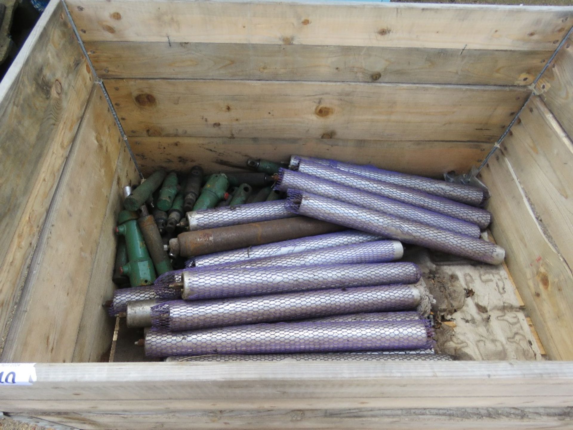 STILLAGE OF CYLINDER MOWER ROLLERS AND RAMS.