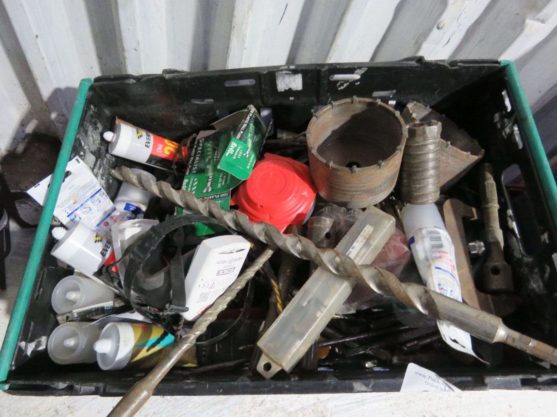 2 X LARGE CRATES OF DRILL BITS AND SUNDRIES.....THIS LOT IS SOLD UNDER THE AUCTIONEERS MARGIN SCHEME - Image 2 of 4