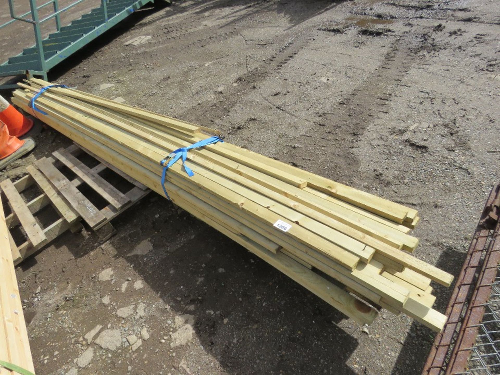 QUANTITY OF TILERS TYPE BATTENS ETC 9-15FT LENGTH APPROX.