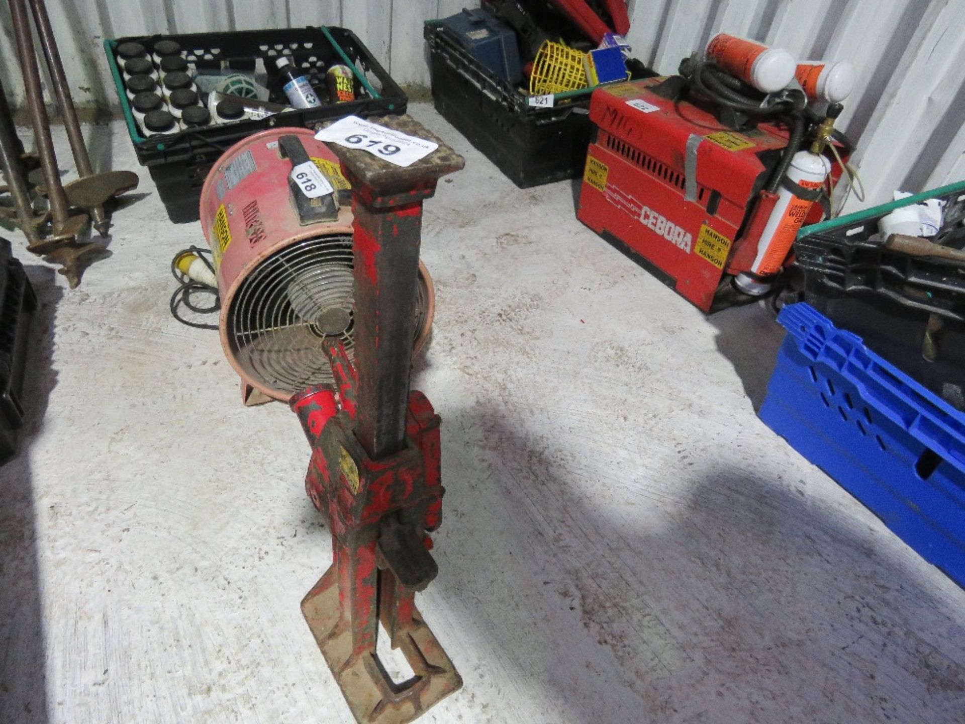 HEAVY DUTY RATCHET JACK.....THIS LOT IS SOLD UNDER THE AUCTIONEERS MARGIN SCHEME, THEREFORE NO VAT W - Image 3 of 3