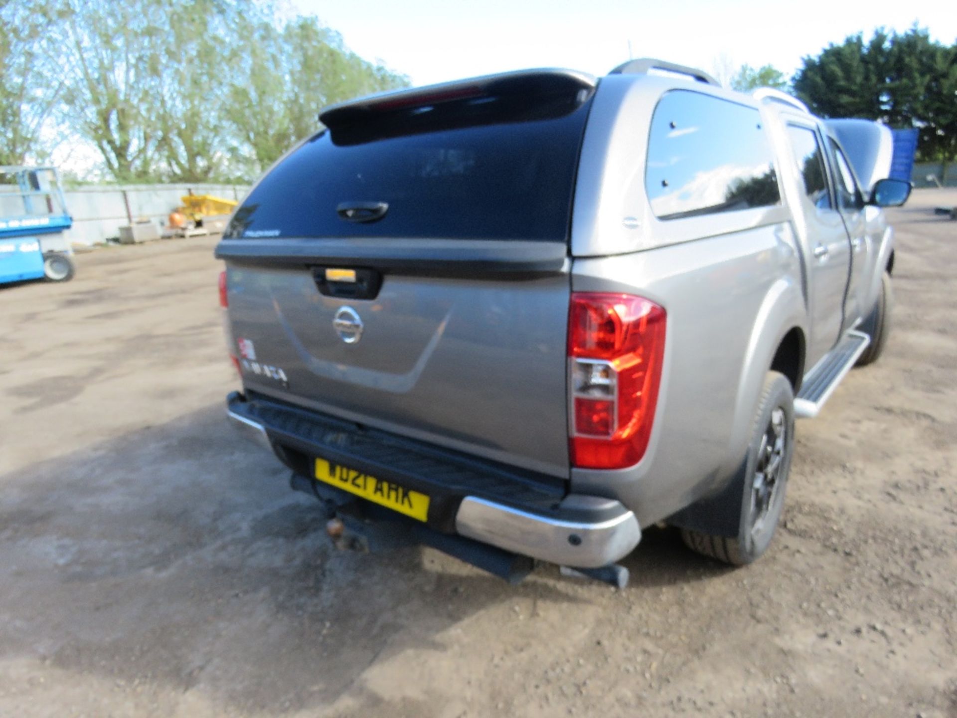 NISSAN NAVARA TEKNA DCI AUTOMATIC DOUBLE CAB PICKUP REG:WD21 AHK. 38,771 REC MILES. WITH V5. 2299CC - Image 22 of 22