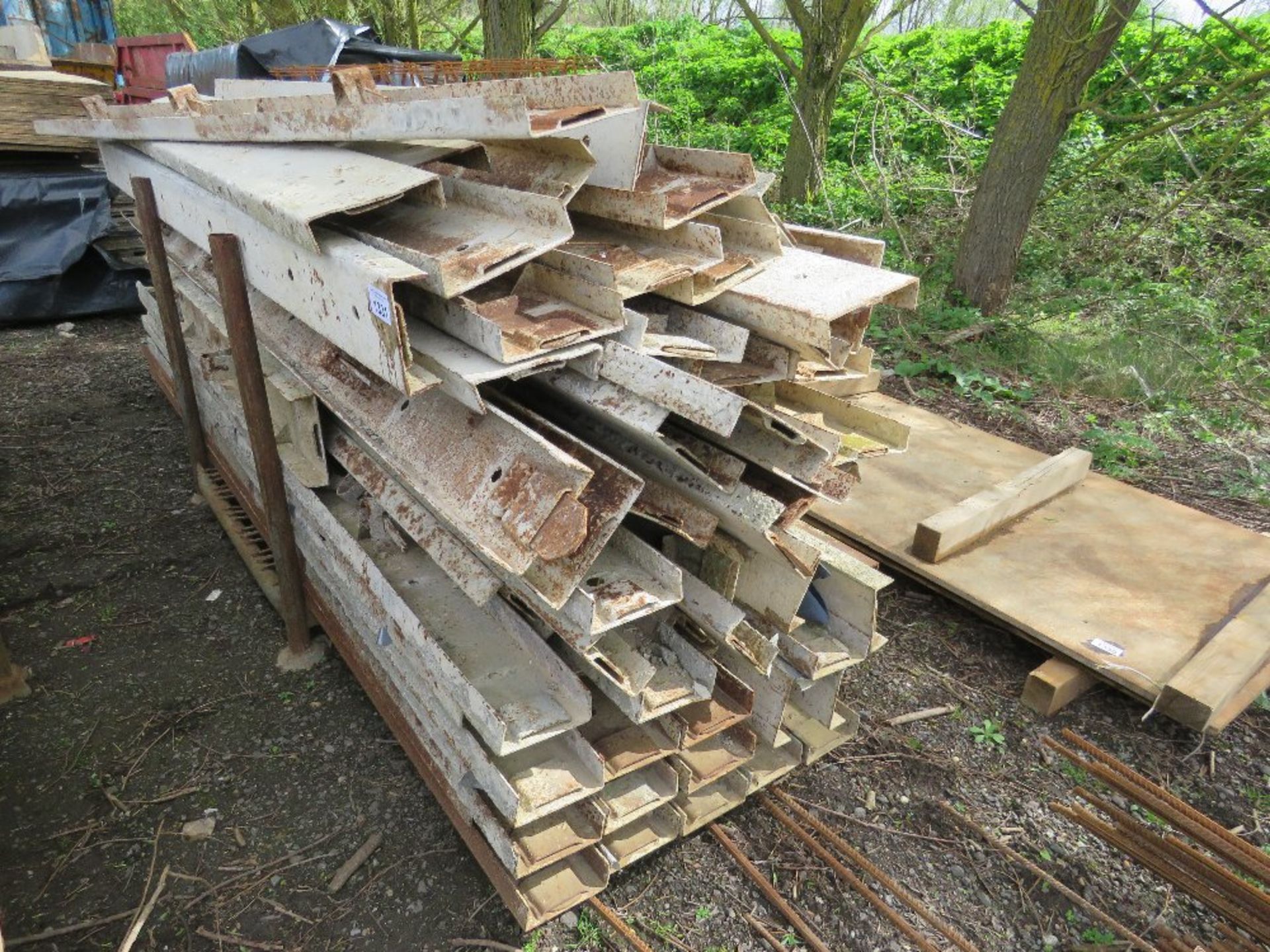 STILLAGE CONTAINING 6" & 8" CONCRETE ROAD FORMS. SOURCED FROM COMPANY LIQUIDATION.