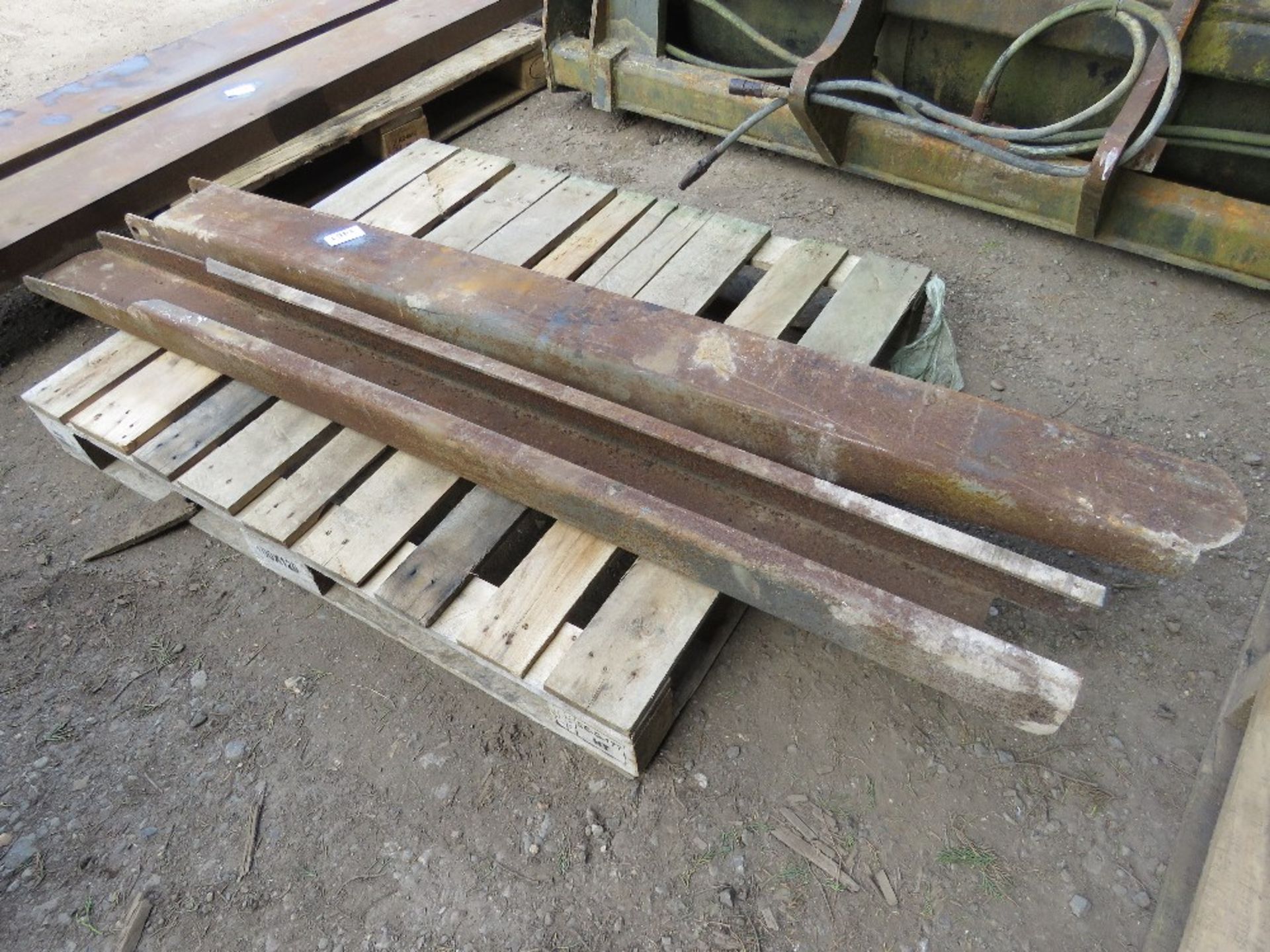 PAIR OF FORKLIFT TINE EXTENSIONS 6" INTERNAL WIDTH X 6FT LENGTH APPROX.