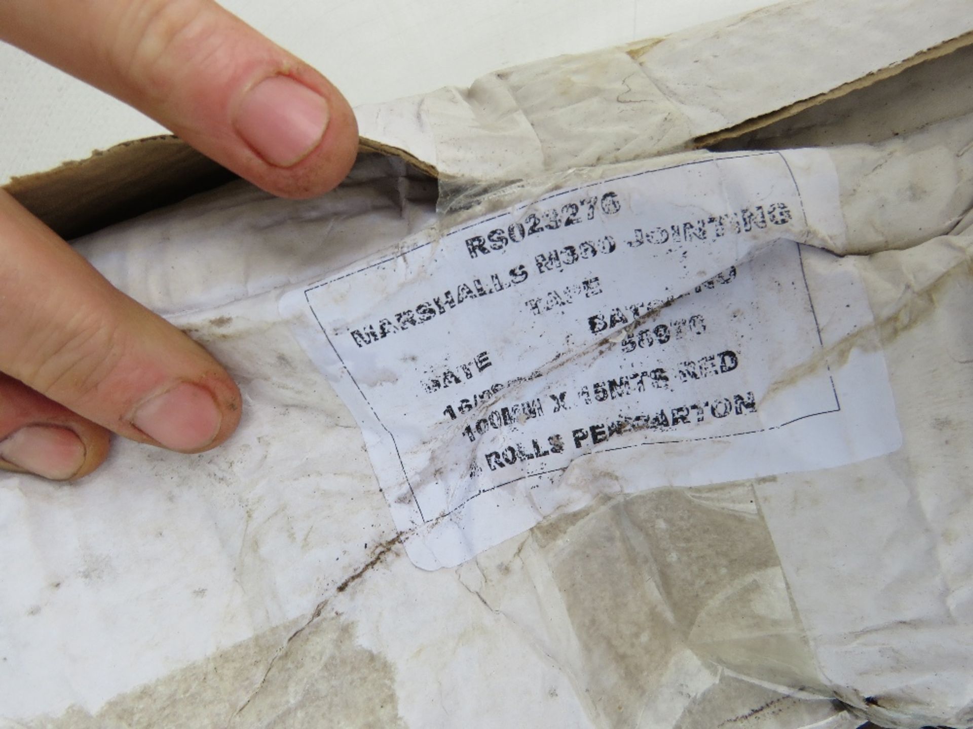 BULK BAG CONTAINING MARSHALLS DOUBLE SIDED JOINTING TAPES......THIS LOT IS SOLD UNDER THE AUCTIONEER - Image 3 of 4