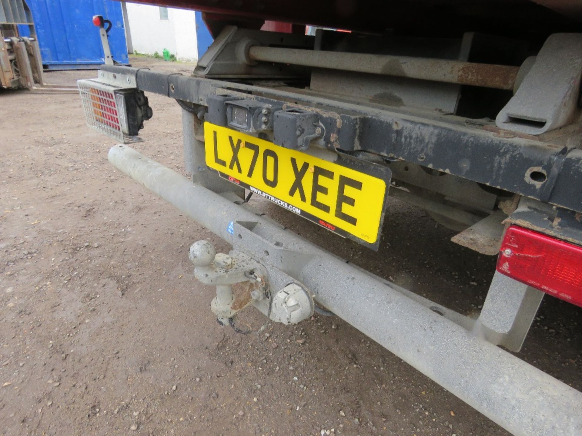 ISUZU N75.150 TIPPER LORRY REG:LX70 XEE. WITH V5, ONE RECORDED KEEPER, D.O.R:01/09/20. SOURCED FROM - Image 19 of 19