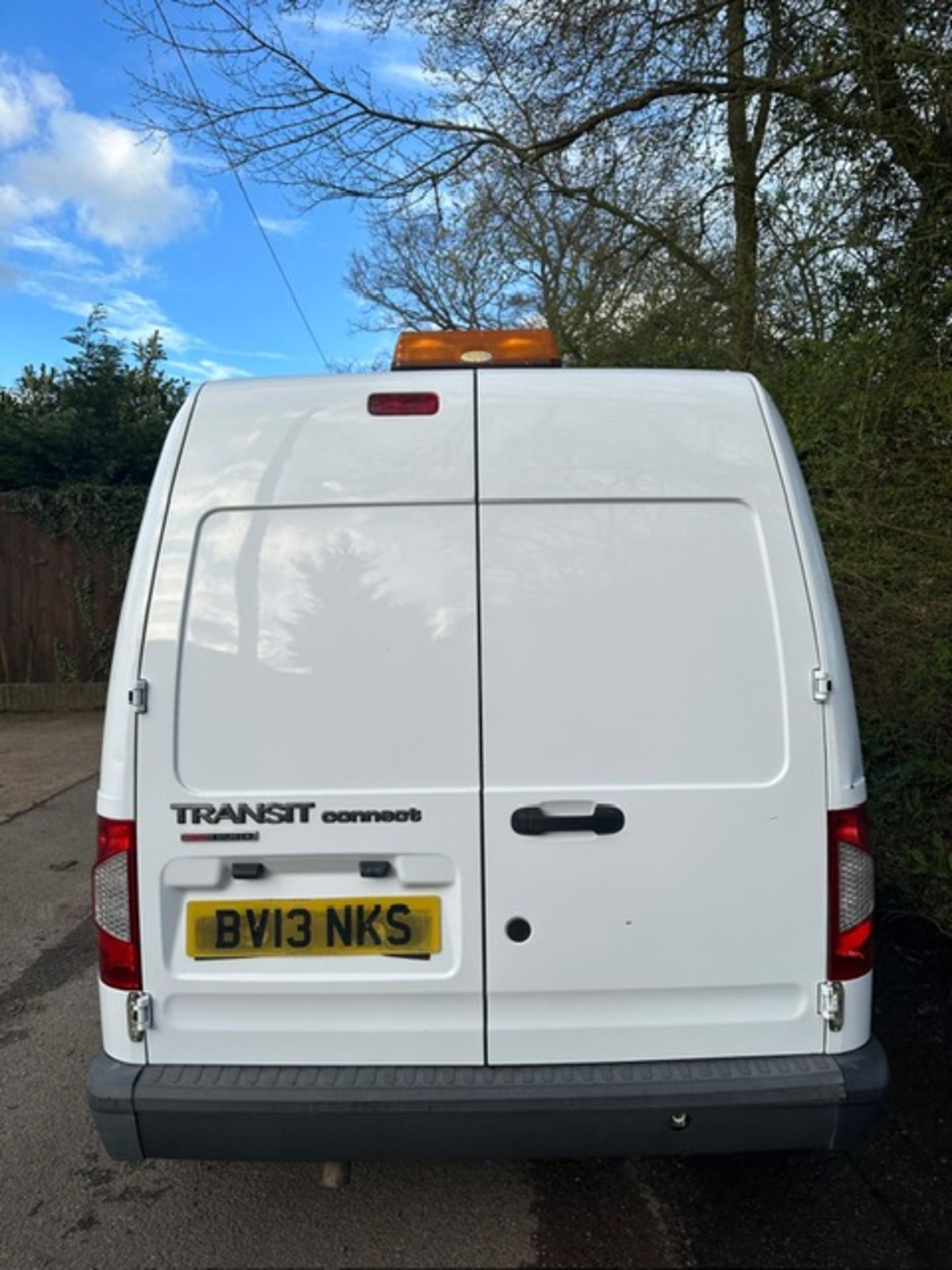 FORD TRANSIT CONNECT PANEL VAN REG:BV13 NKS 1.8LITRE. HIGH ROOF LWB. 83K REC MILES APPROX. WITH V5 A - Image 6 of 26