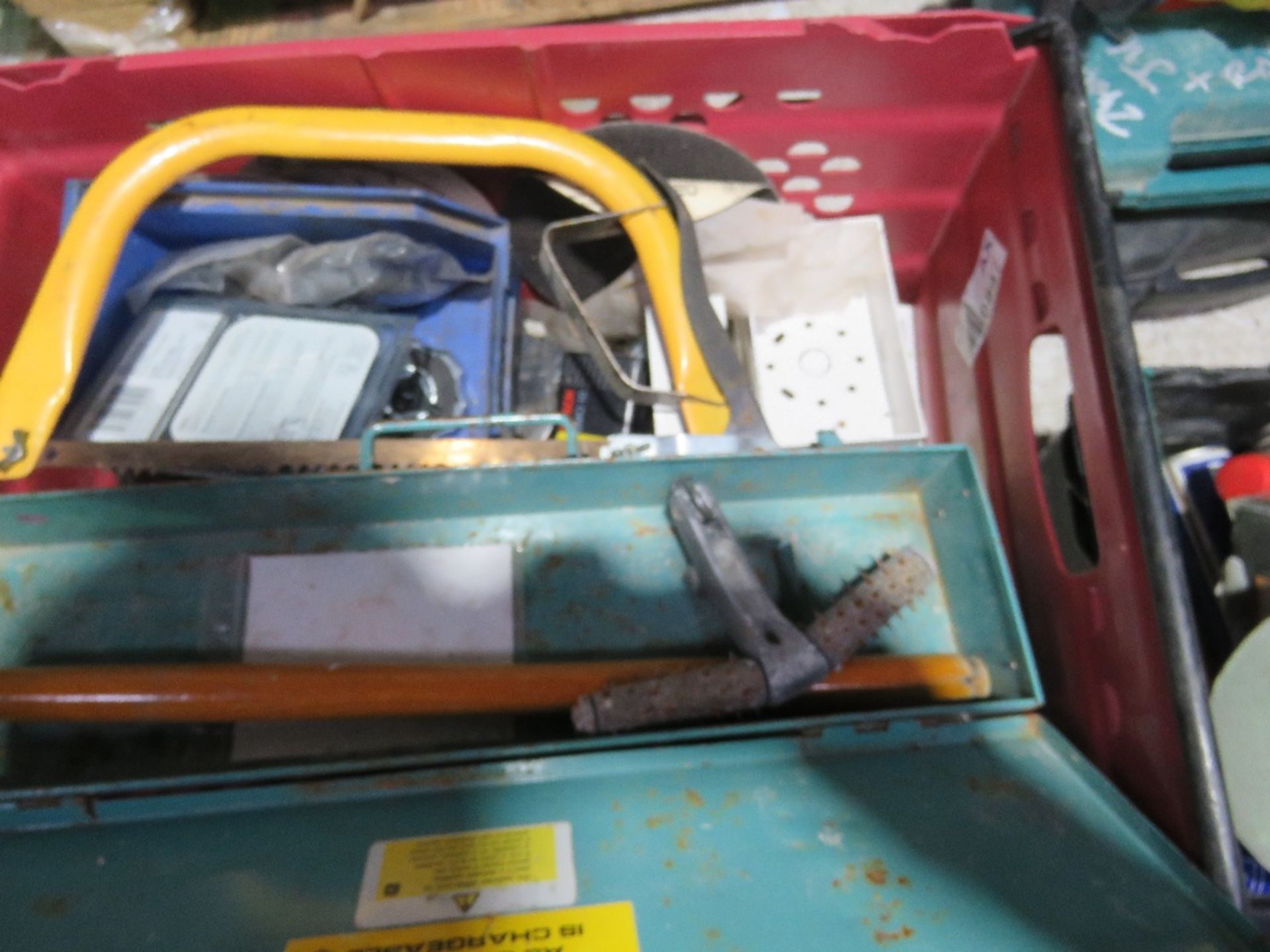 QUANTITY OF FIXINGS, TOOLS ETC, 5NO BOXES.....THIS LOT IS SOLD UNDER THE AUCTIONEERS MARGIN SCHEME, - Image 6 of 11