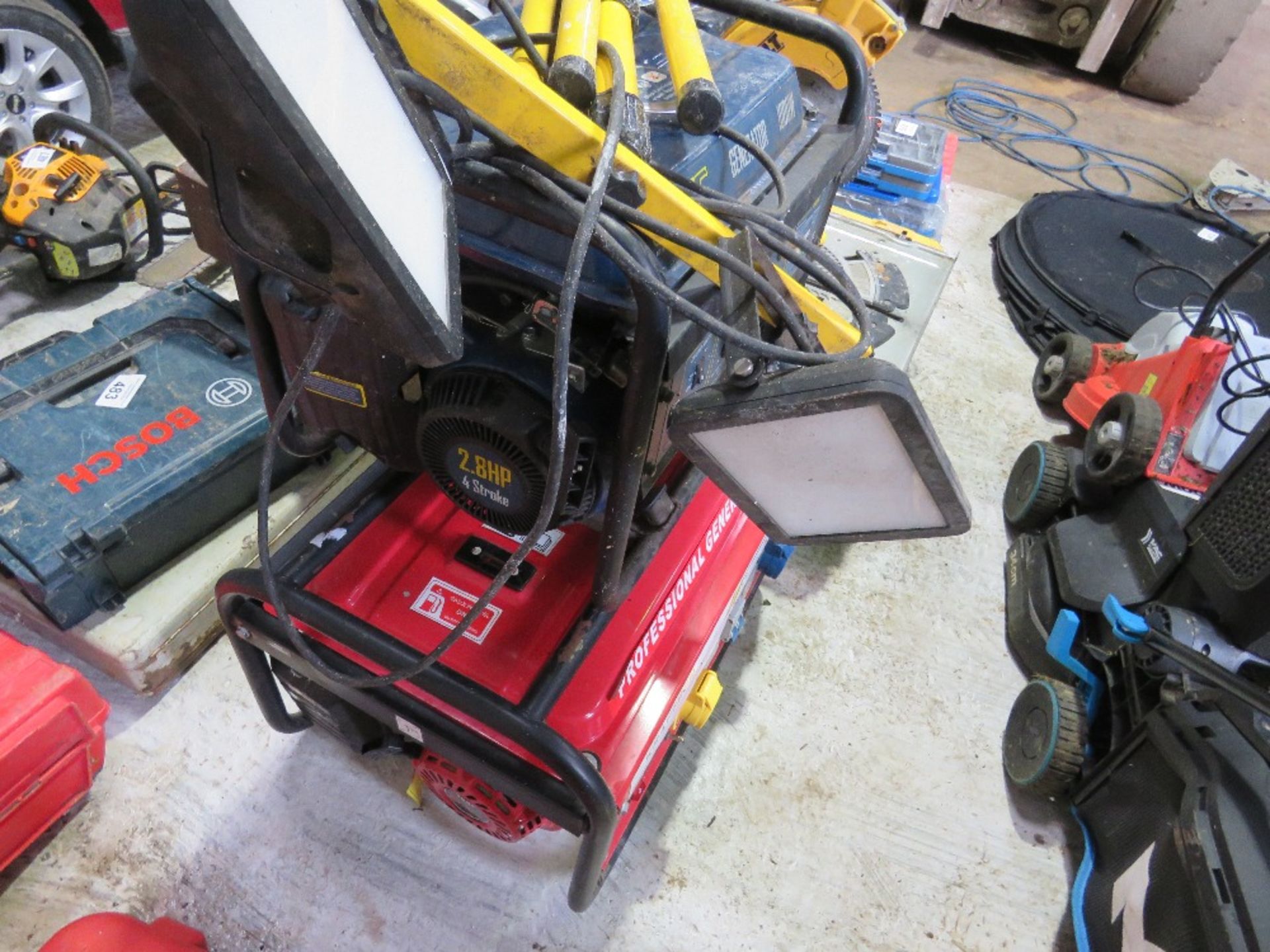 2 X PETROL ENGINED GENERATORS PLUS A WORK LIGHT. - Image 3 of 7