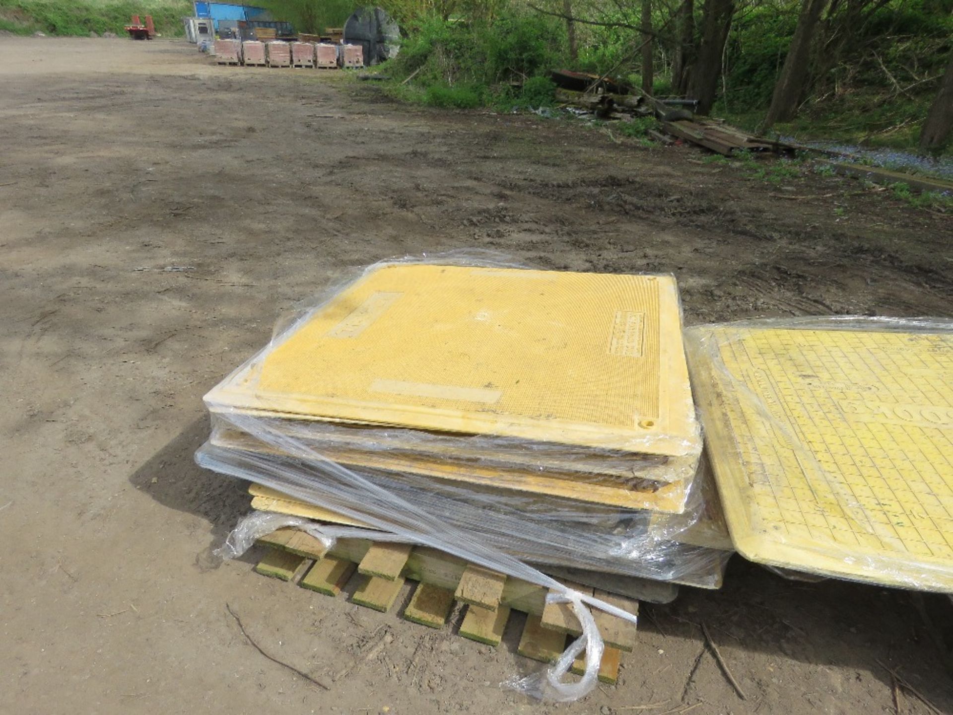 2 X PALLETS CONTAINING GRP CROSSING PLATES, 18NO IN TOTAL APPROX. - Image 2 of 5
