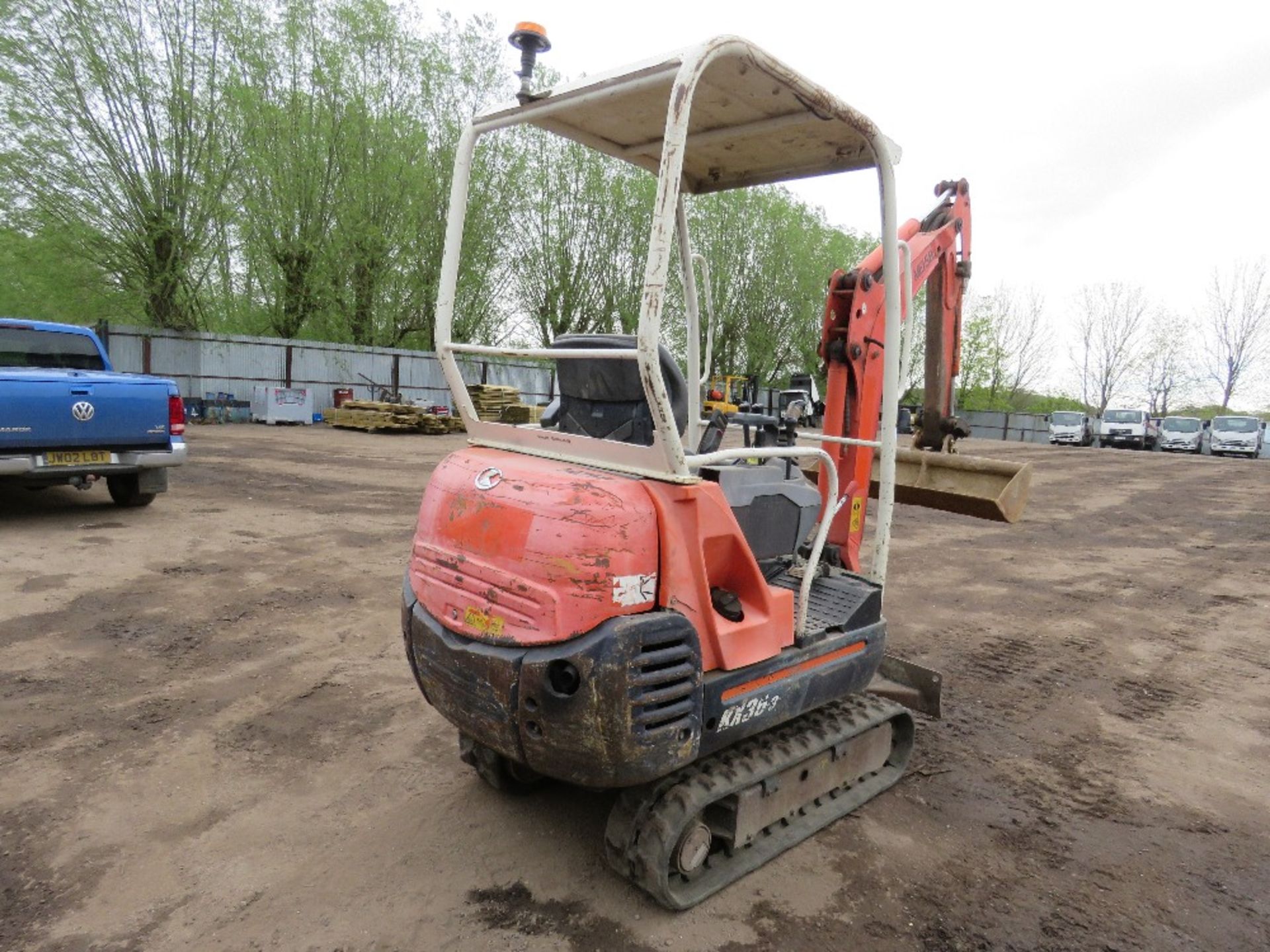 KUBOTA KX36-3 MINI EXCAVATOR YEAR 2011. SN:79136. 3975 REC HOURS. WITH ONE BUCKET AS FITTED. DIRECT - Image 3 of 13